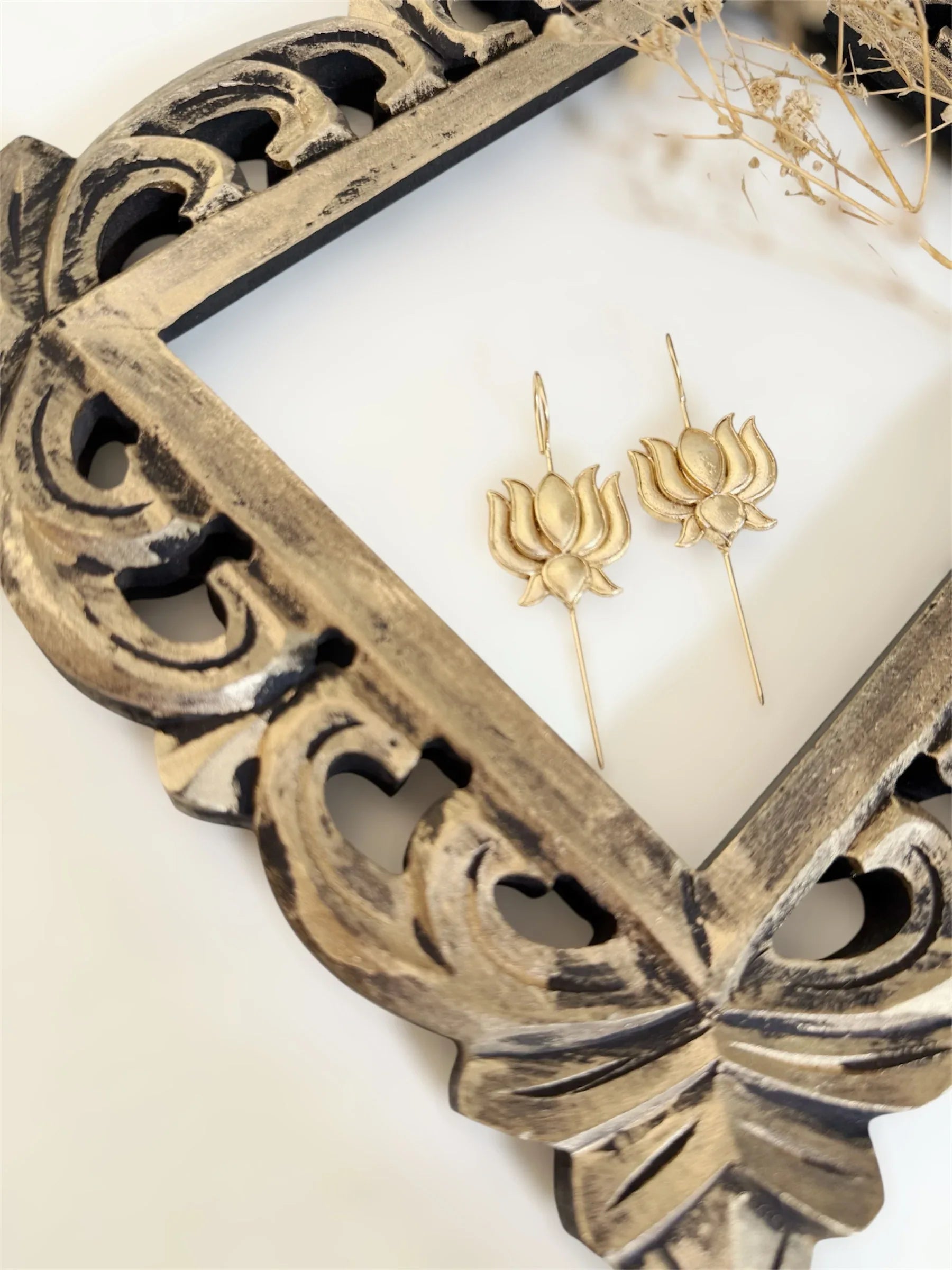 Kamal sona Sui (SET OF TWO) - Jhaanjhariya