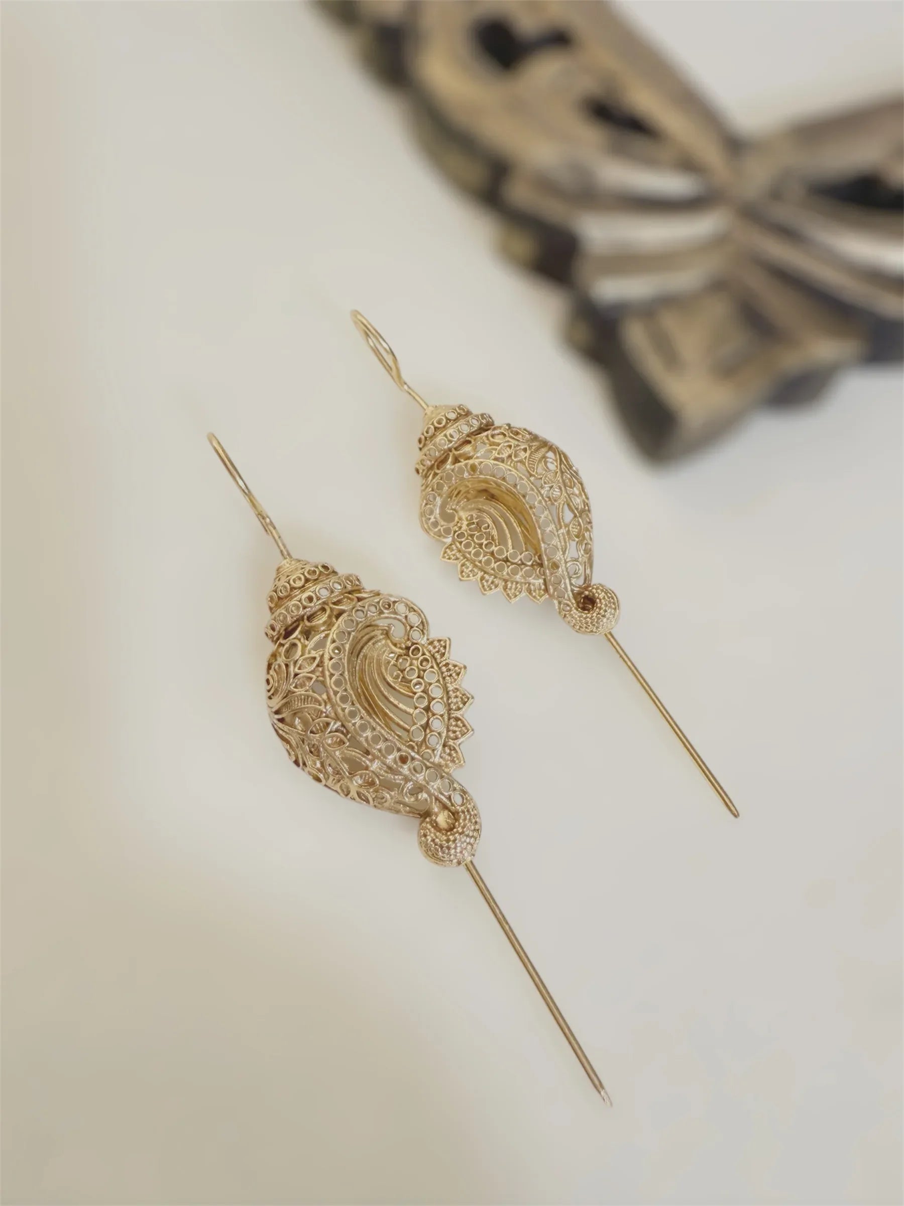Shankh Sona Sui (SET OF TWO) - Jhaanjhariya