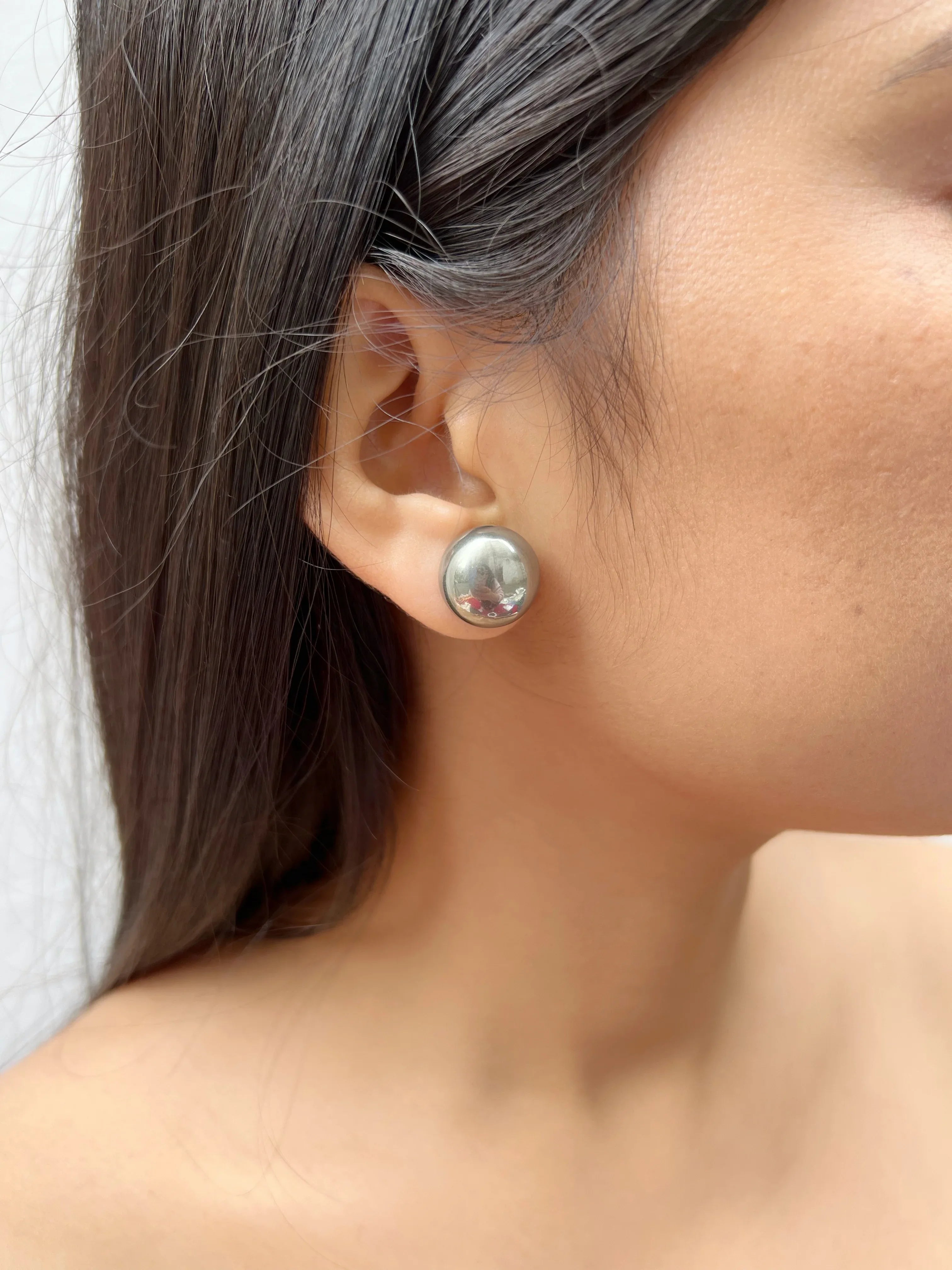 Eleanor 16 Mm Pearl Studs - Jhaanjhariya