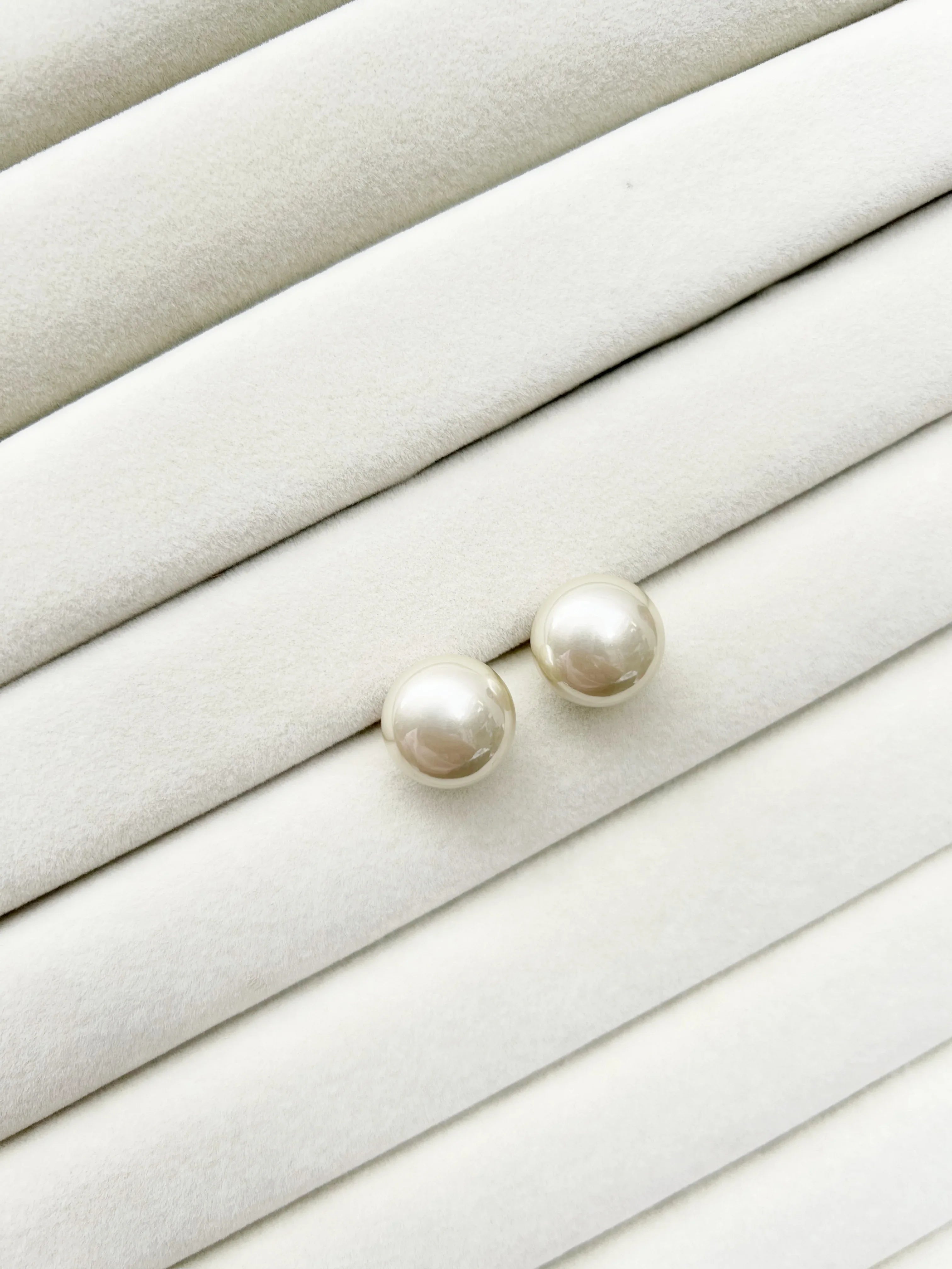Eleanor 16 Mm Pearl Studs - Jhaanjhariya