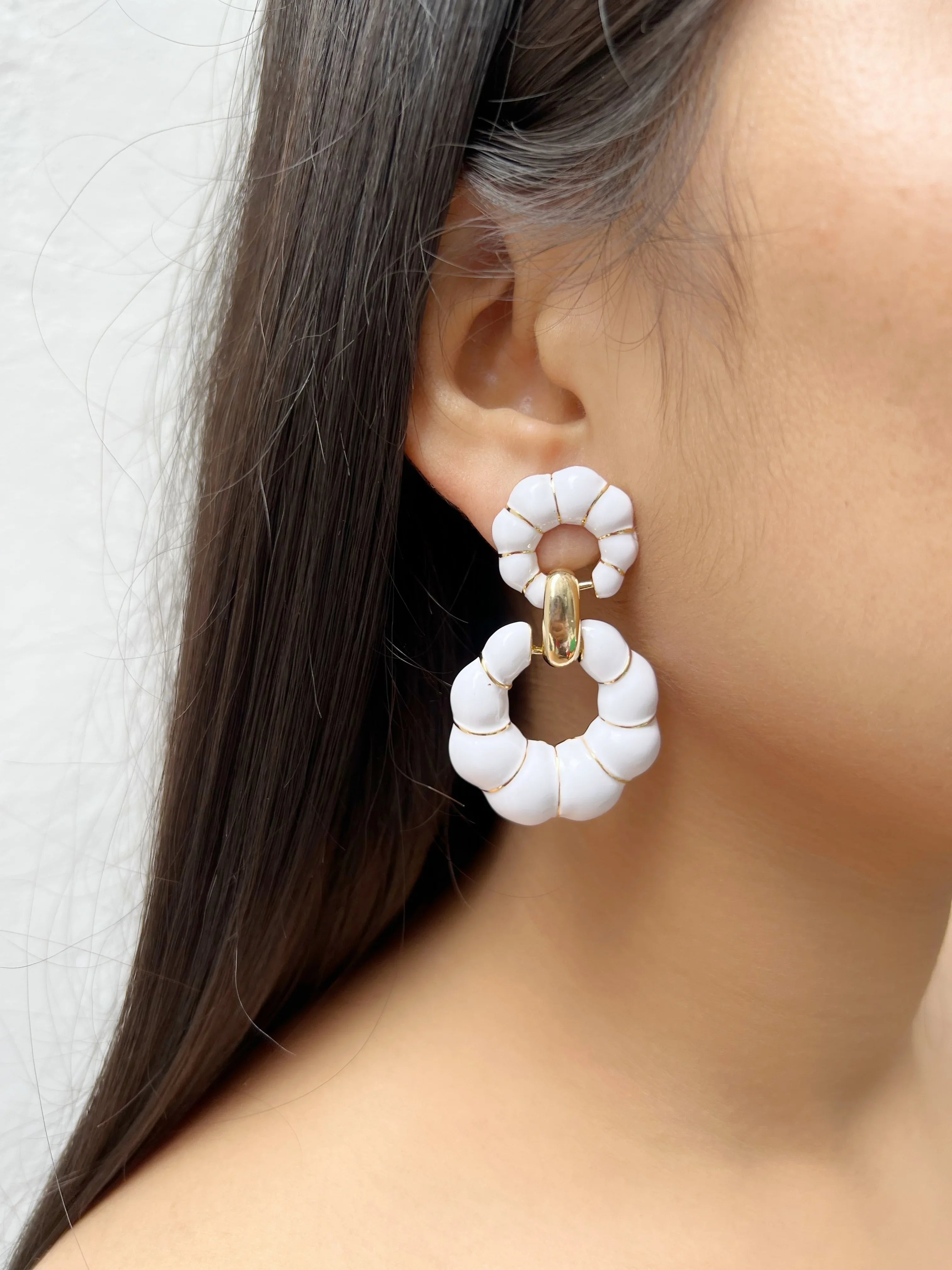 Bella Danglers Earrings - Jhaanjhariya