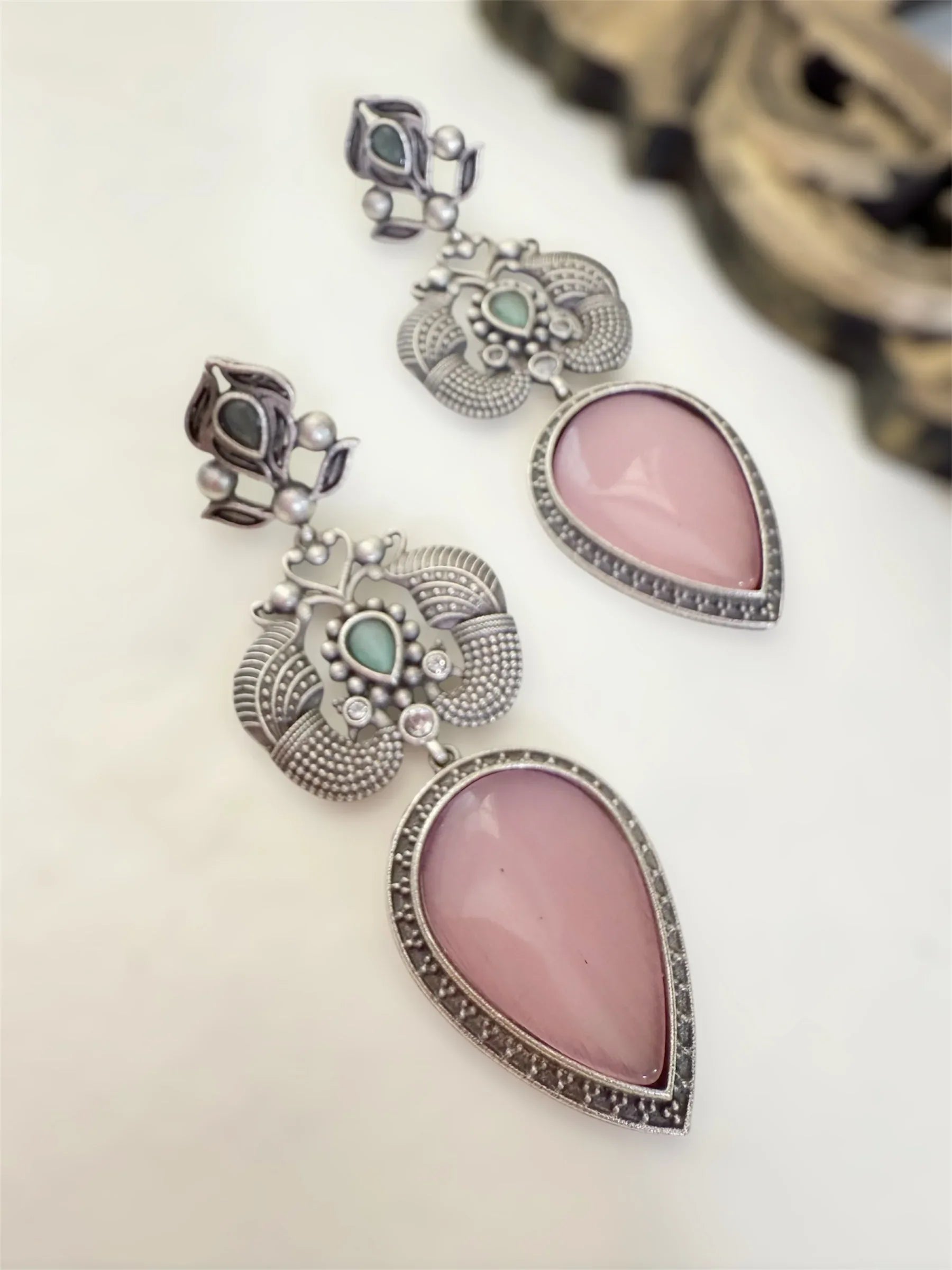 Zari Jhilmil Earring - Jhaanjhariya