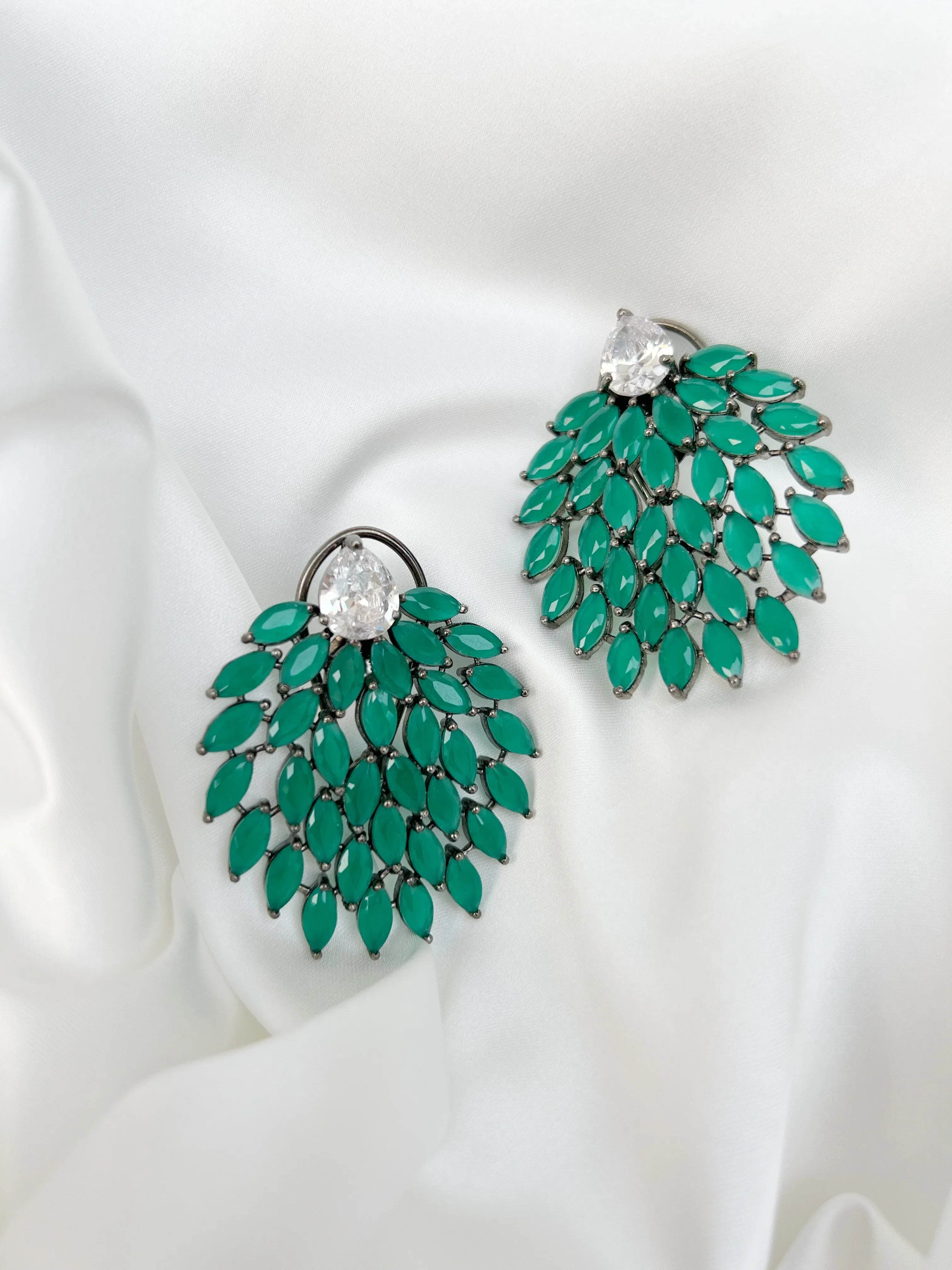 Lucia Danglers - Jhaanjhariya