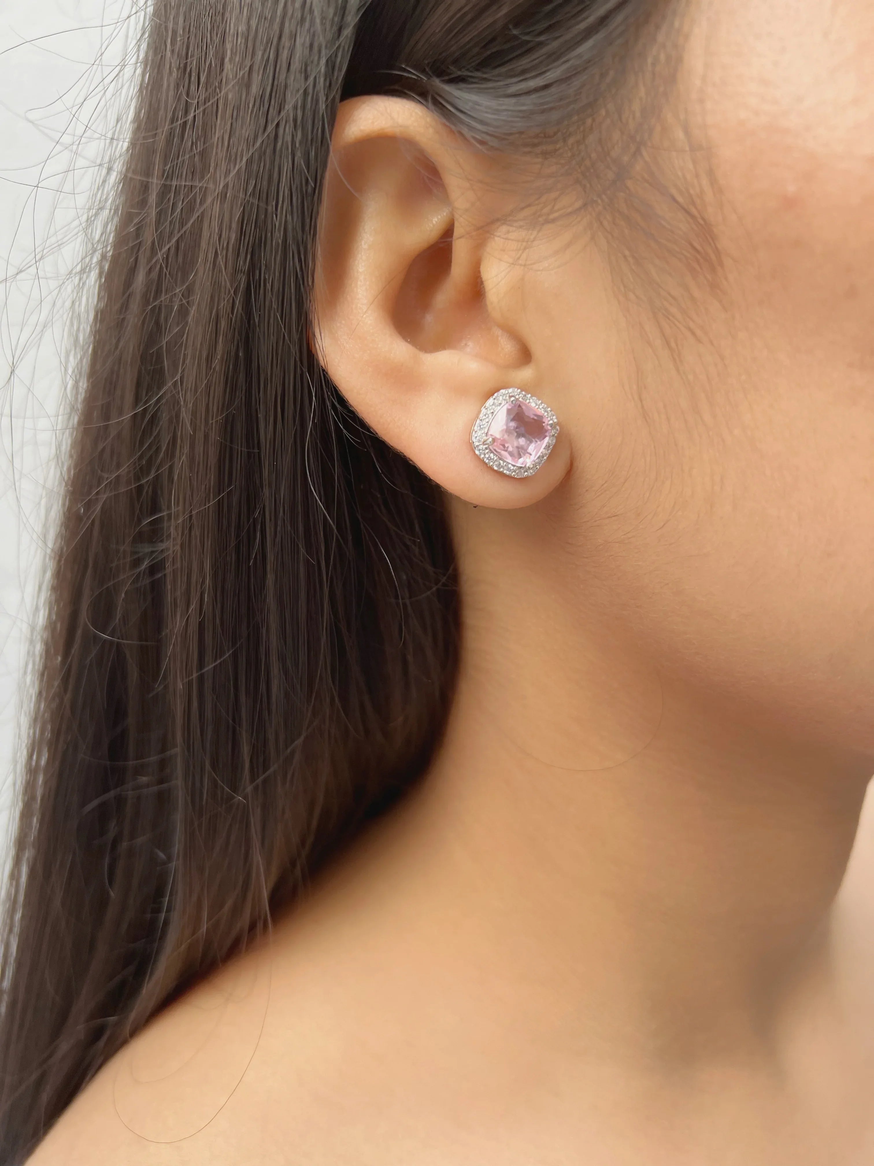 Lottie Studs - Jhaanjhariya