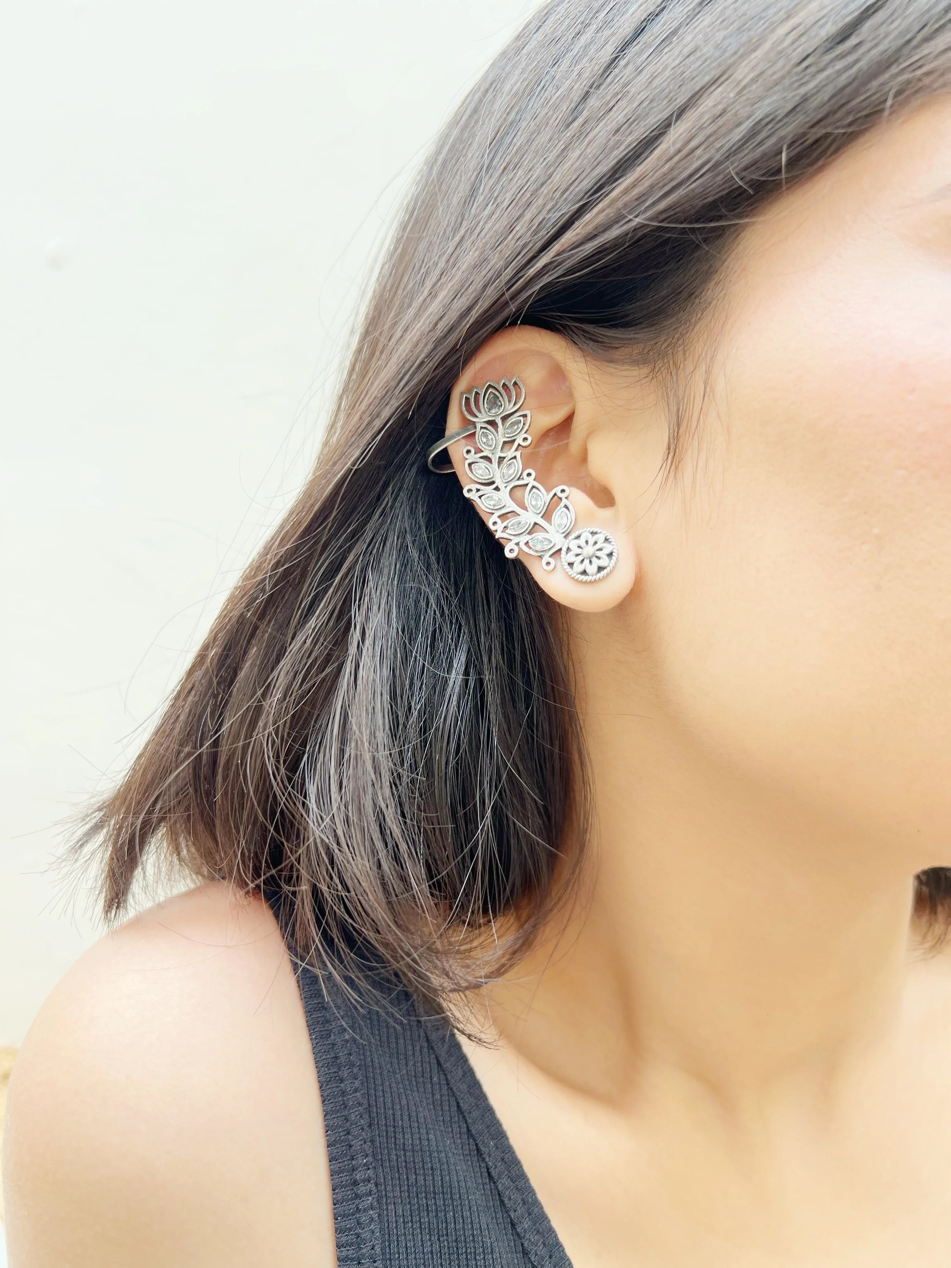 Kamal Bel Silver Earcuffs (SET OF TWO) - Jhaanjhariya