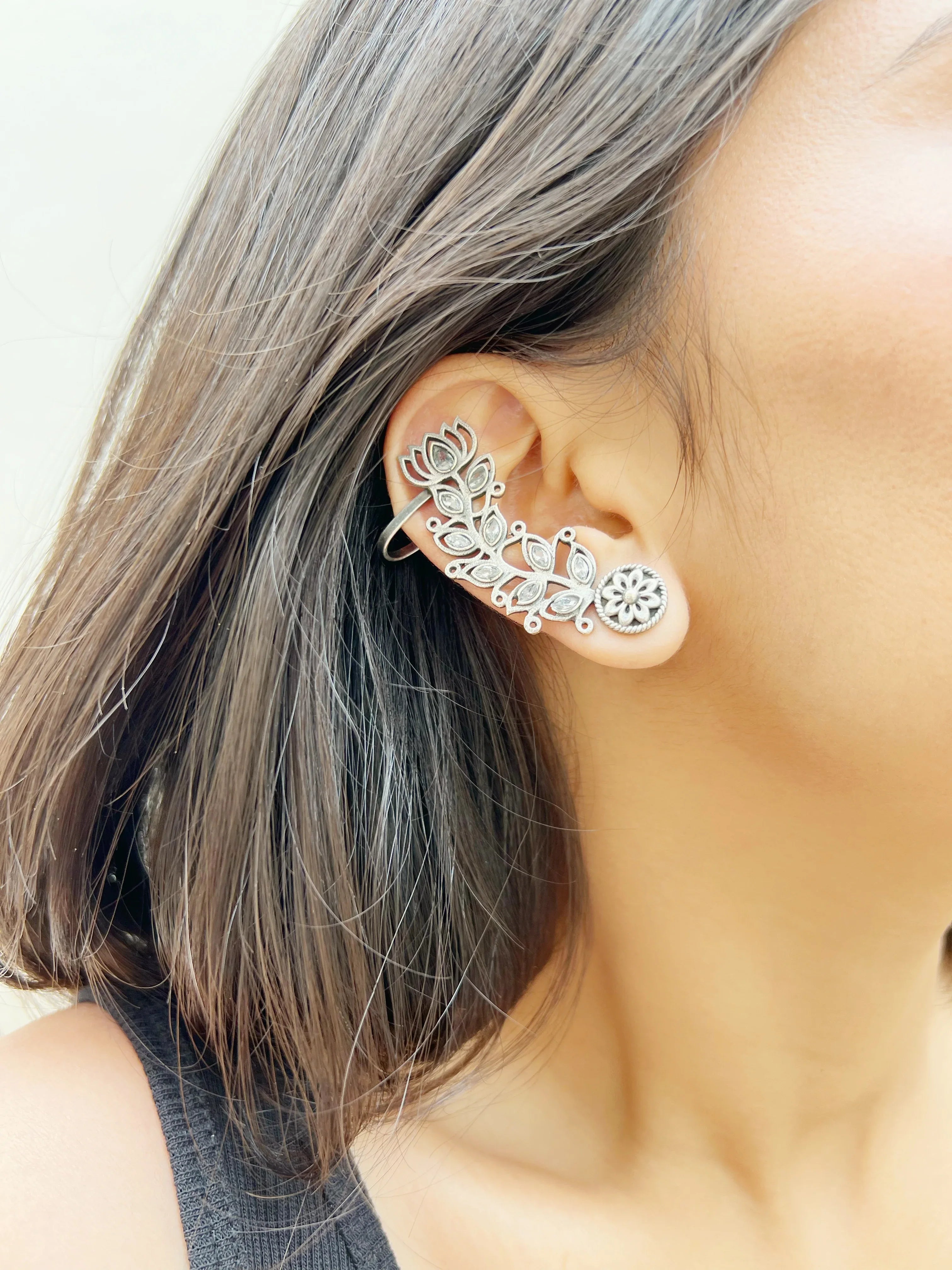 Kamal Bel Silver Earcuffs (SET OF TWO) - Jhaanjhariya