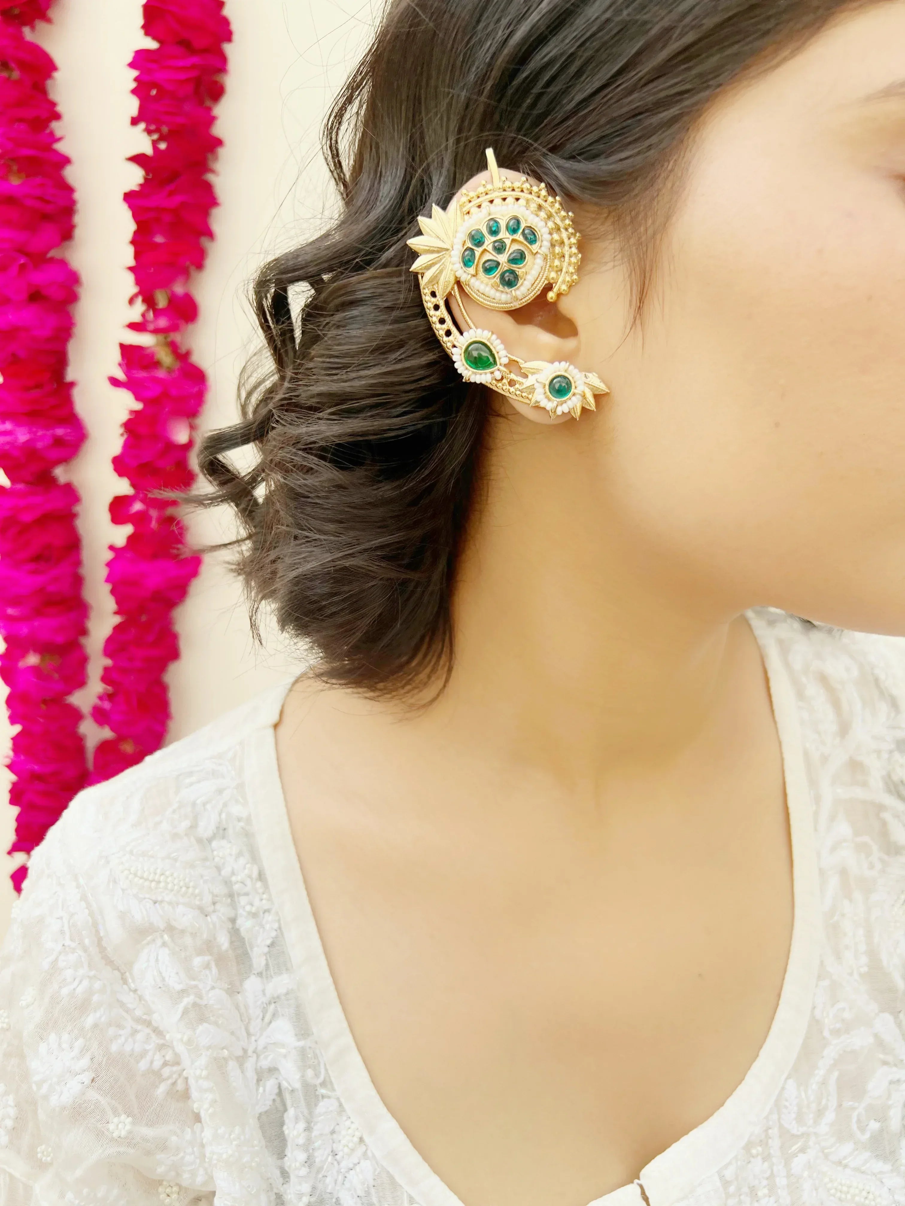 Moonveena Golden Earcuffs (SET OF TWO) - Jhaanjhariya