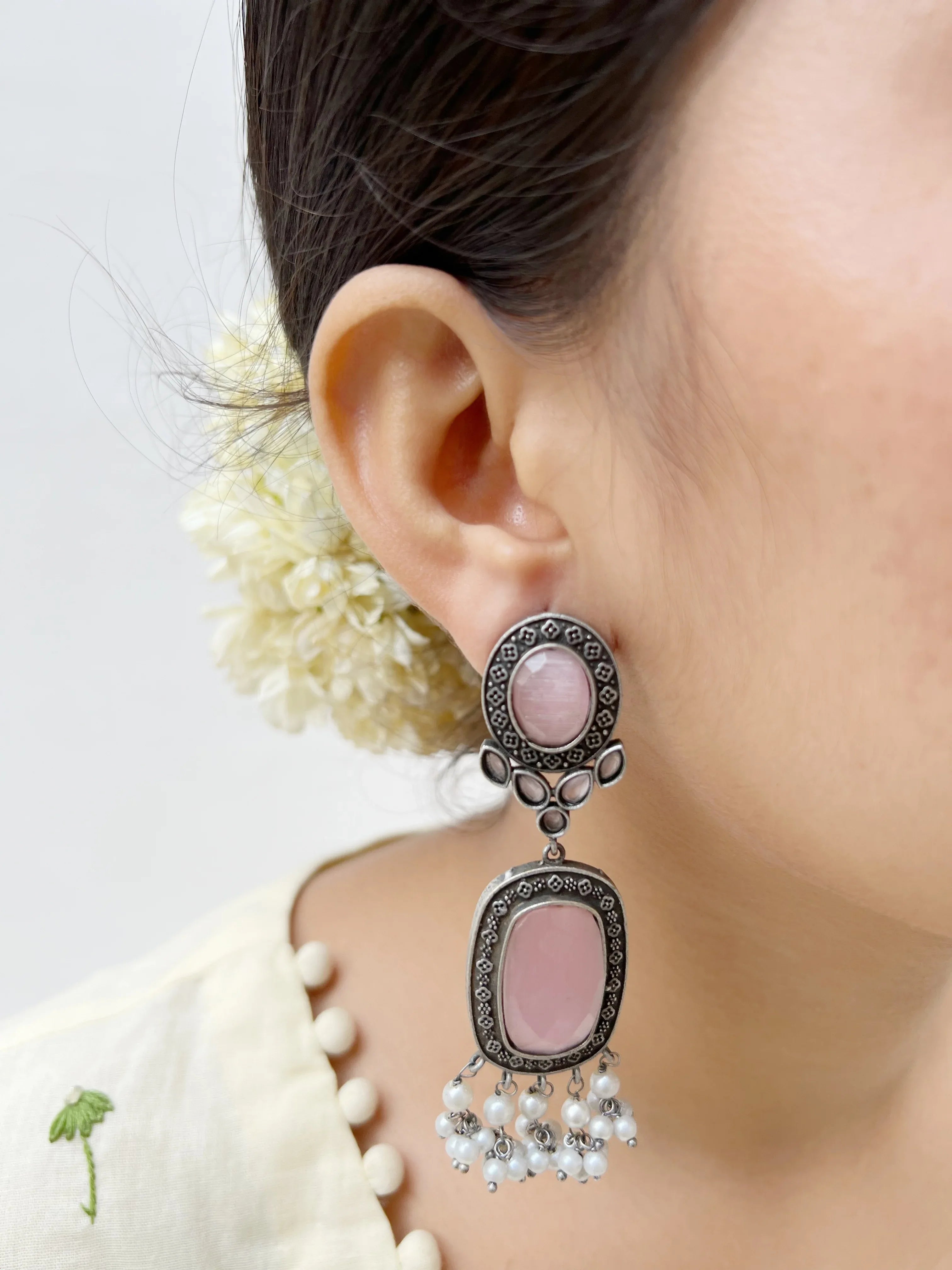 Madhvi - Jhaanjhariya