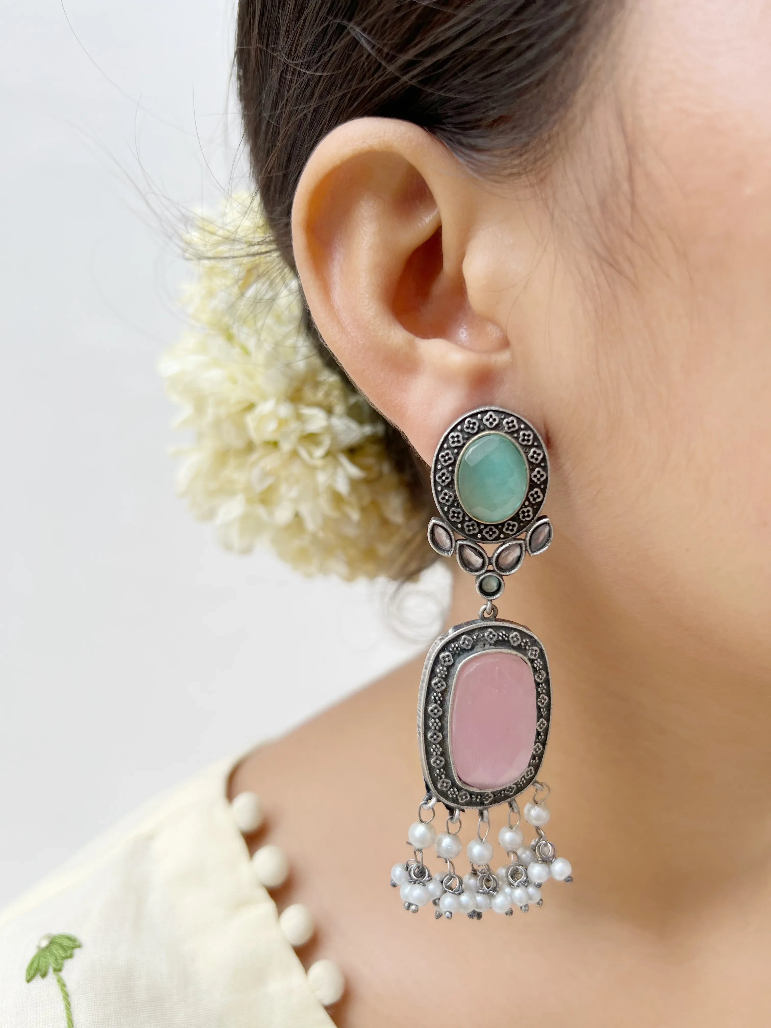 Madhvi - Jhaanjhariya