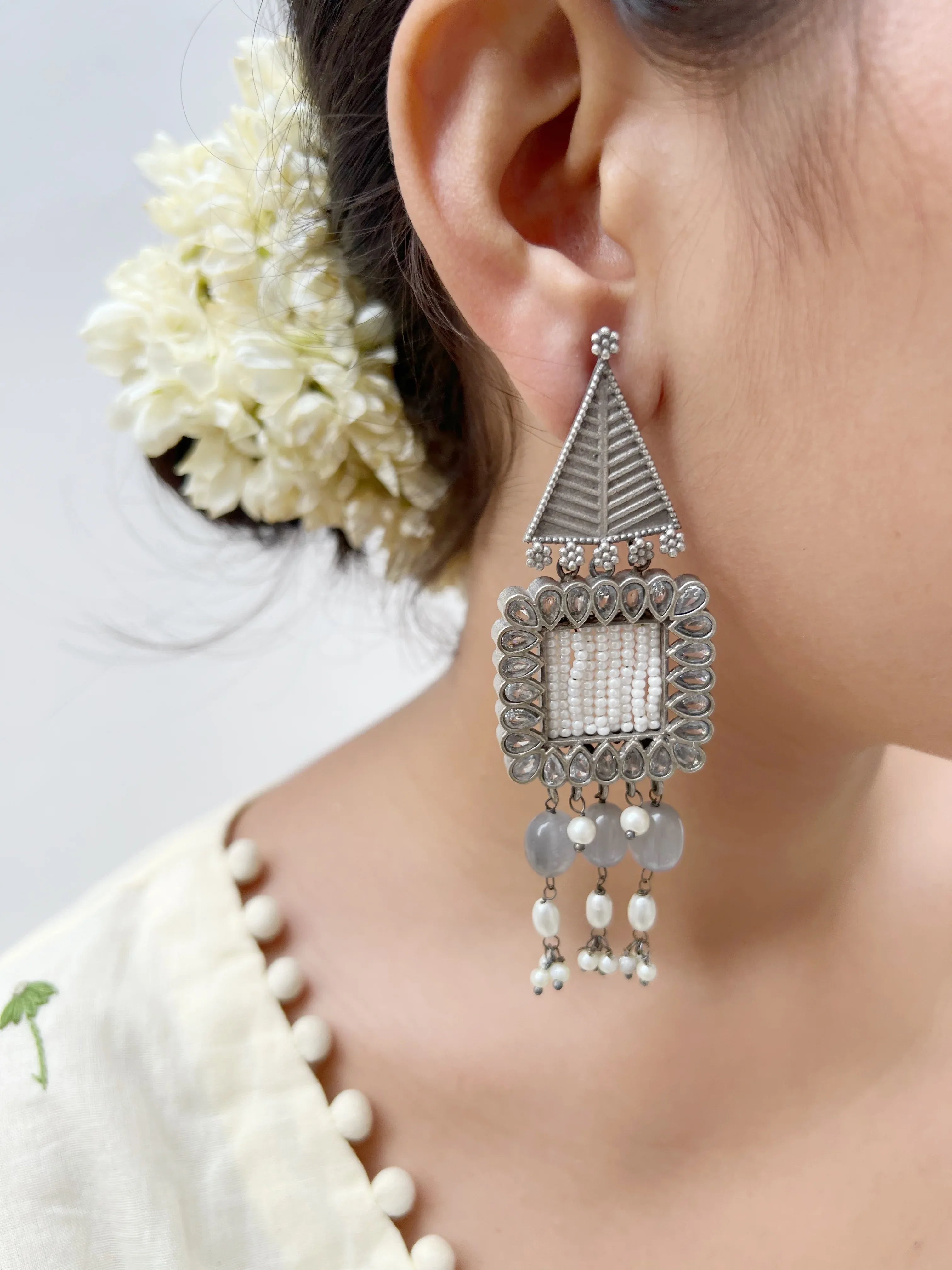 Sudeshna - Jhaanjhariya