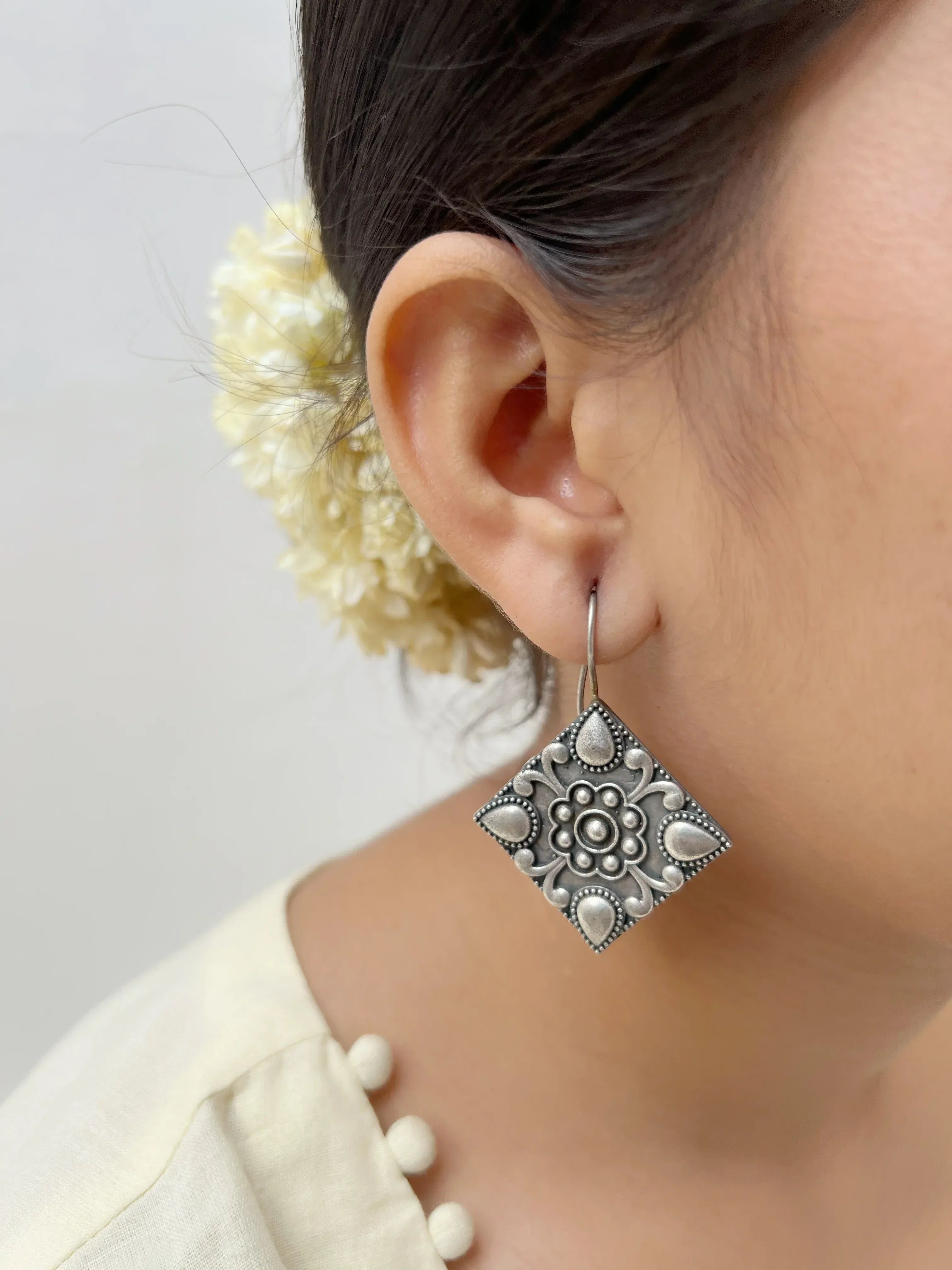 Anika - Jhaanjhariya