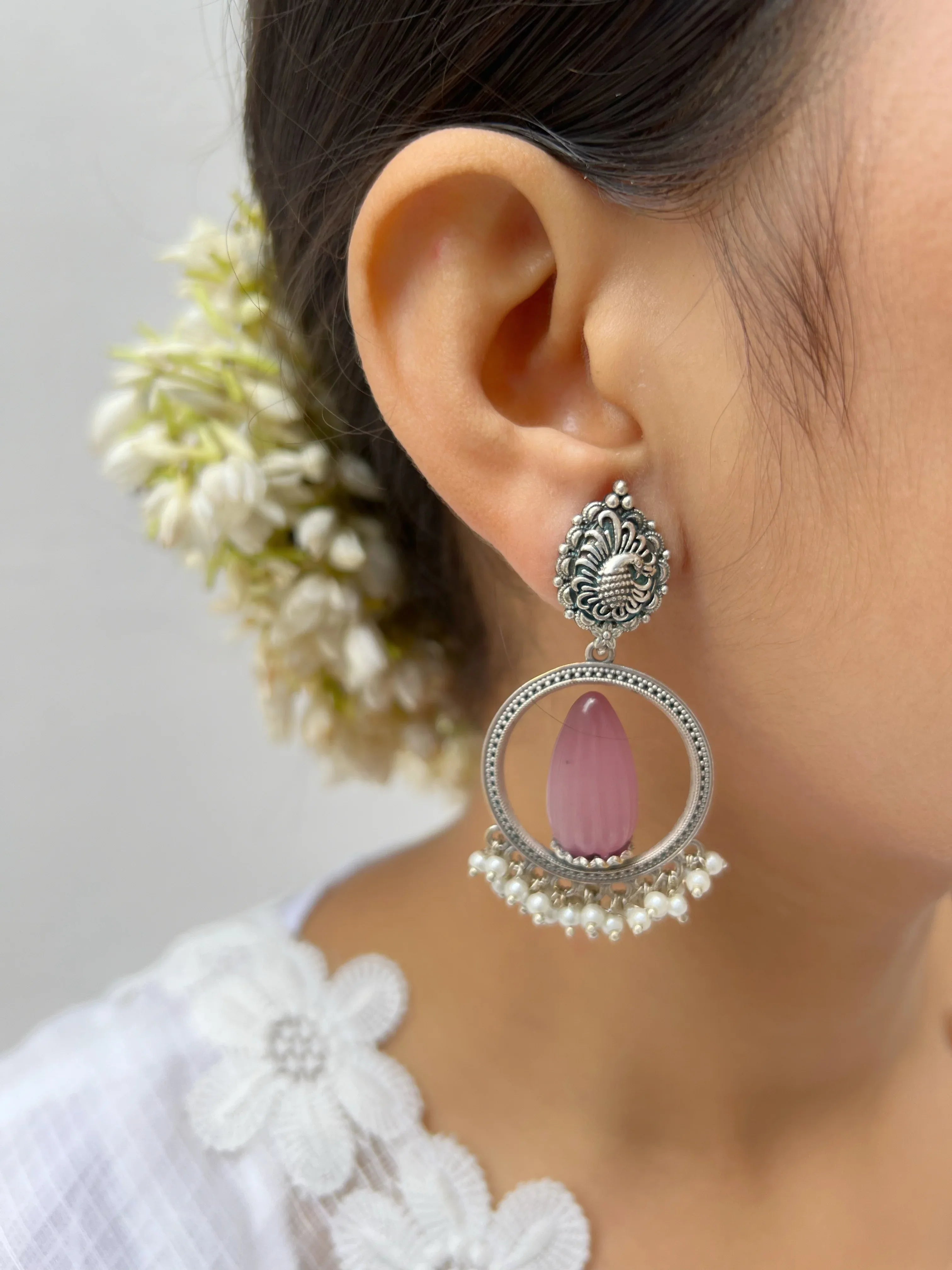 Nayanva Earrings - Jhaanjhariya