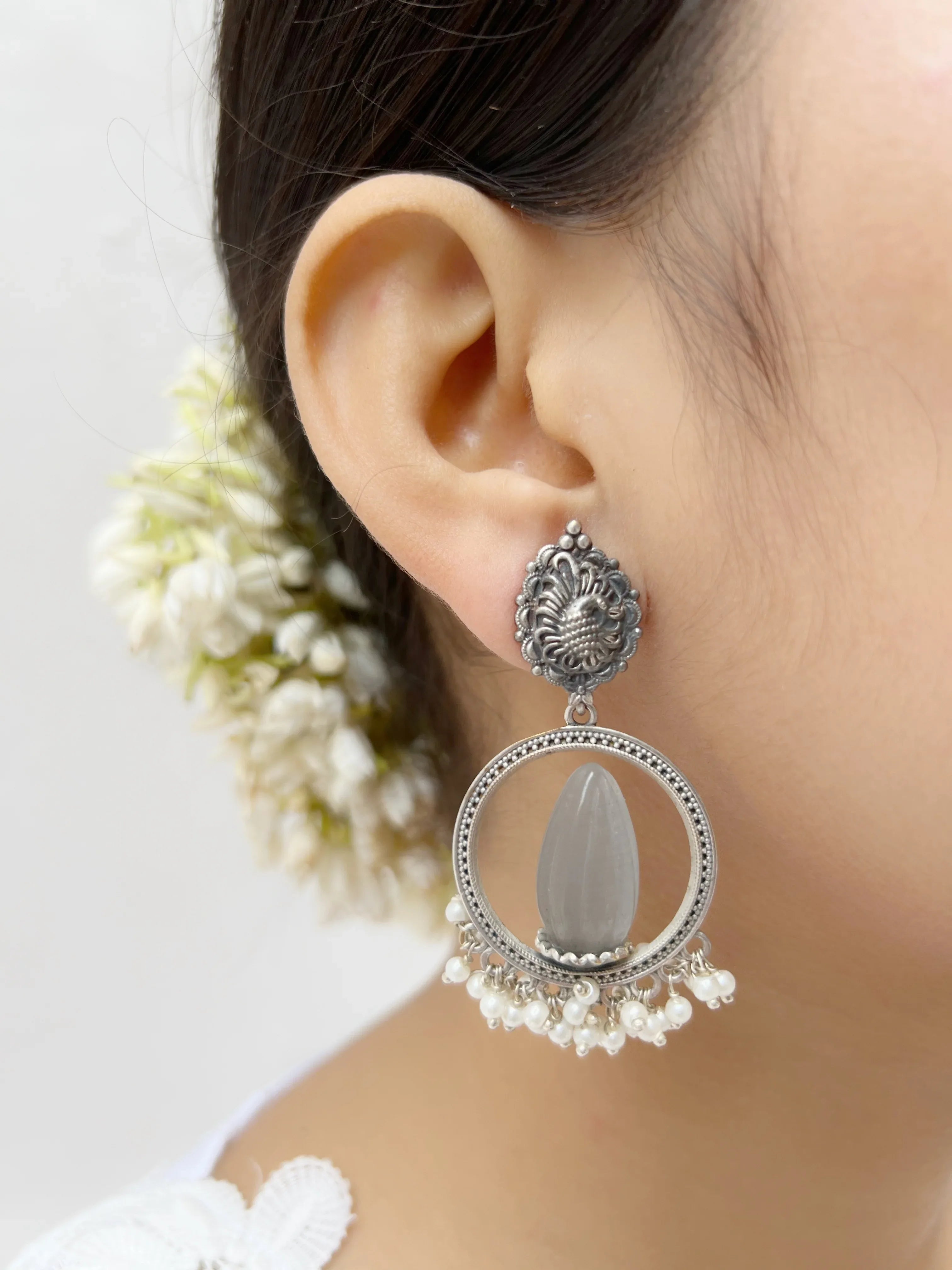 Nayanva Earrings - Jhaanjhariya