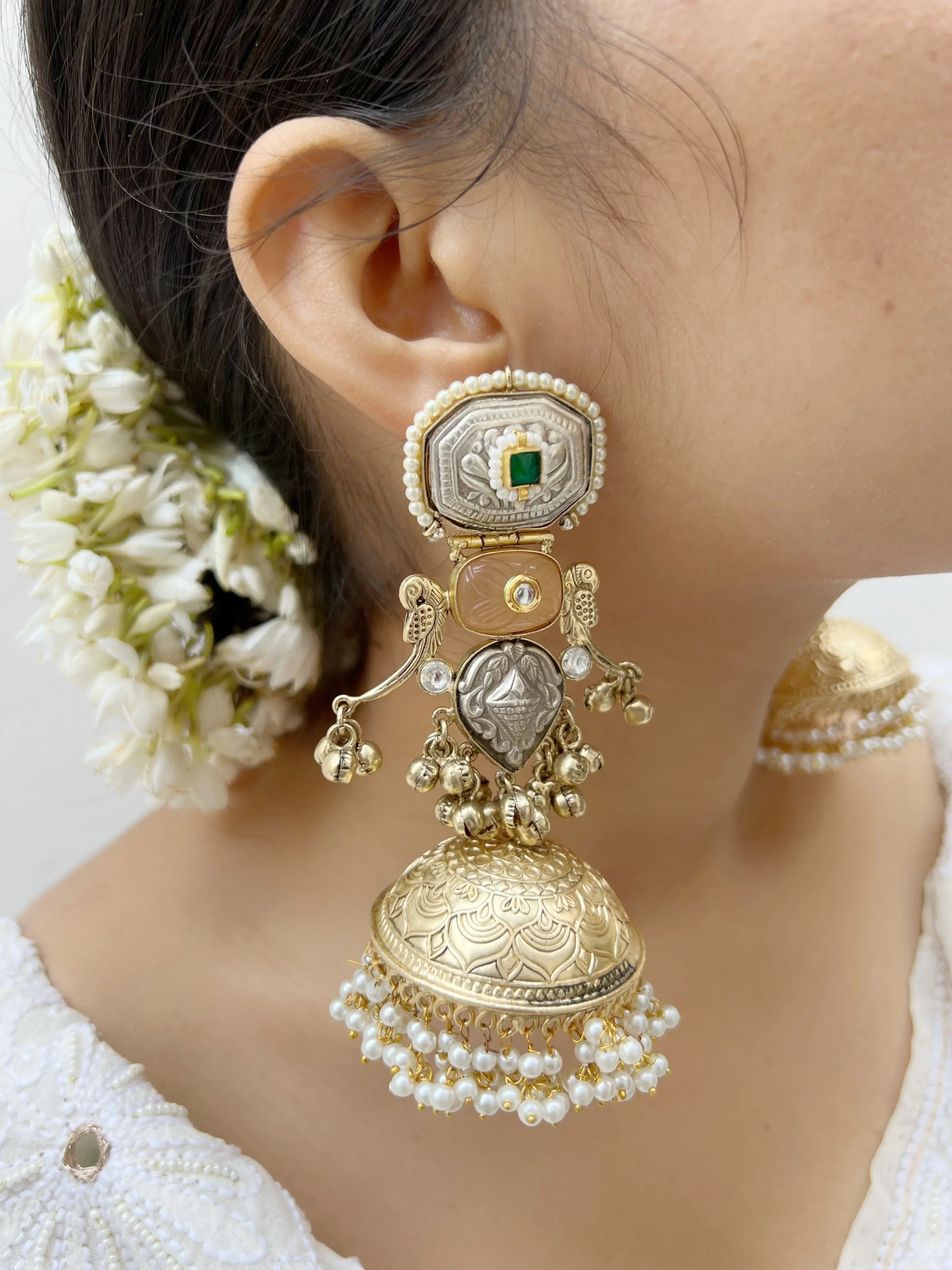 Aasma Chand Jhumka - Jhaanjhariya