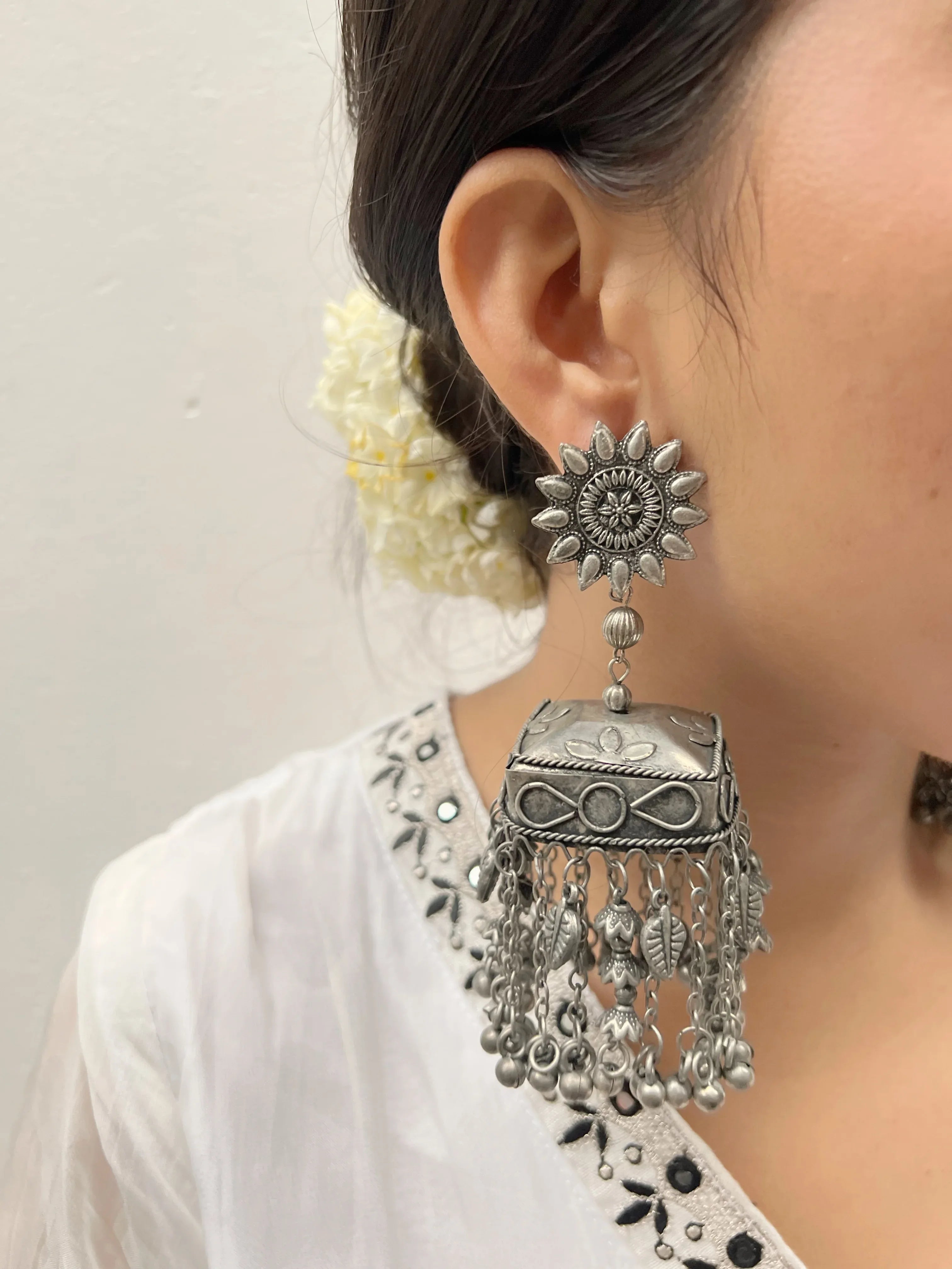 Jinisha - Jhaanjhariya