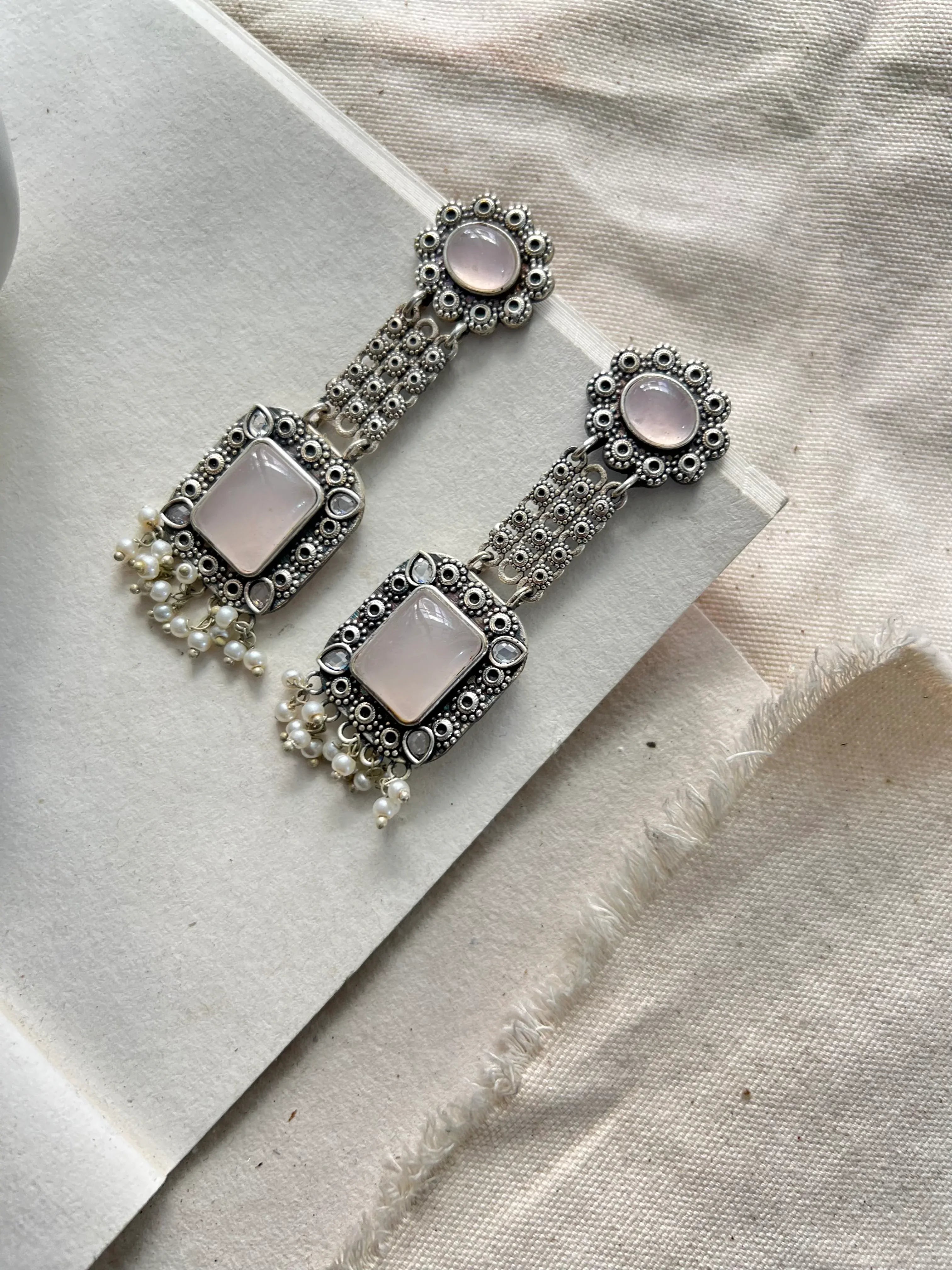 Lavanya earrings - Jhaanjhariya