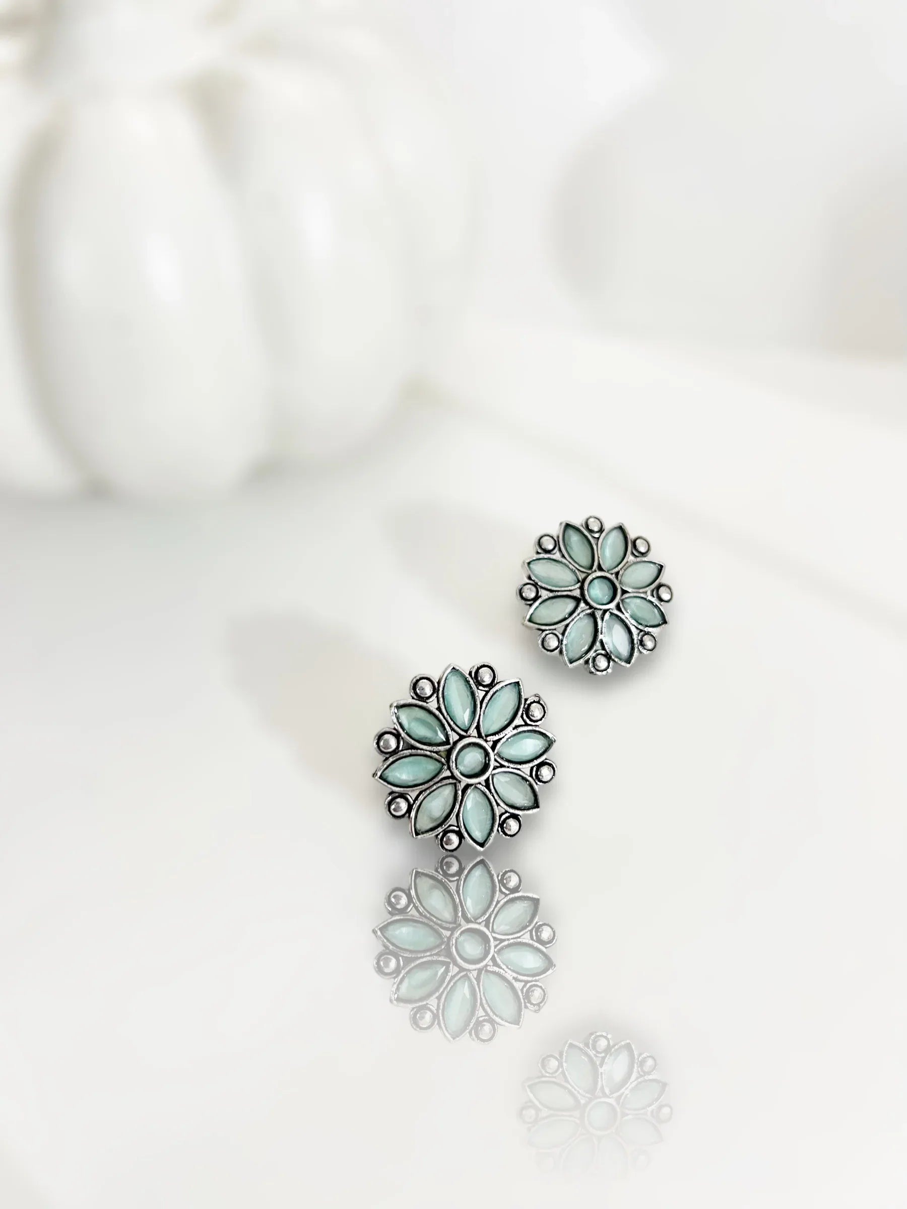 Nirupa - Jhaanjhariya