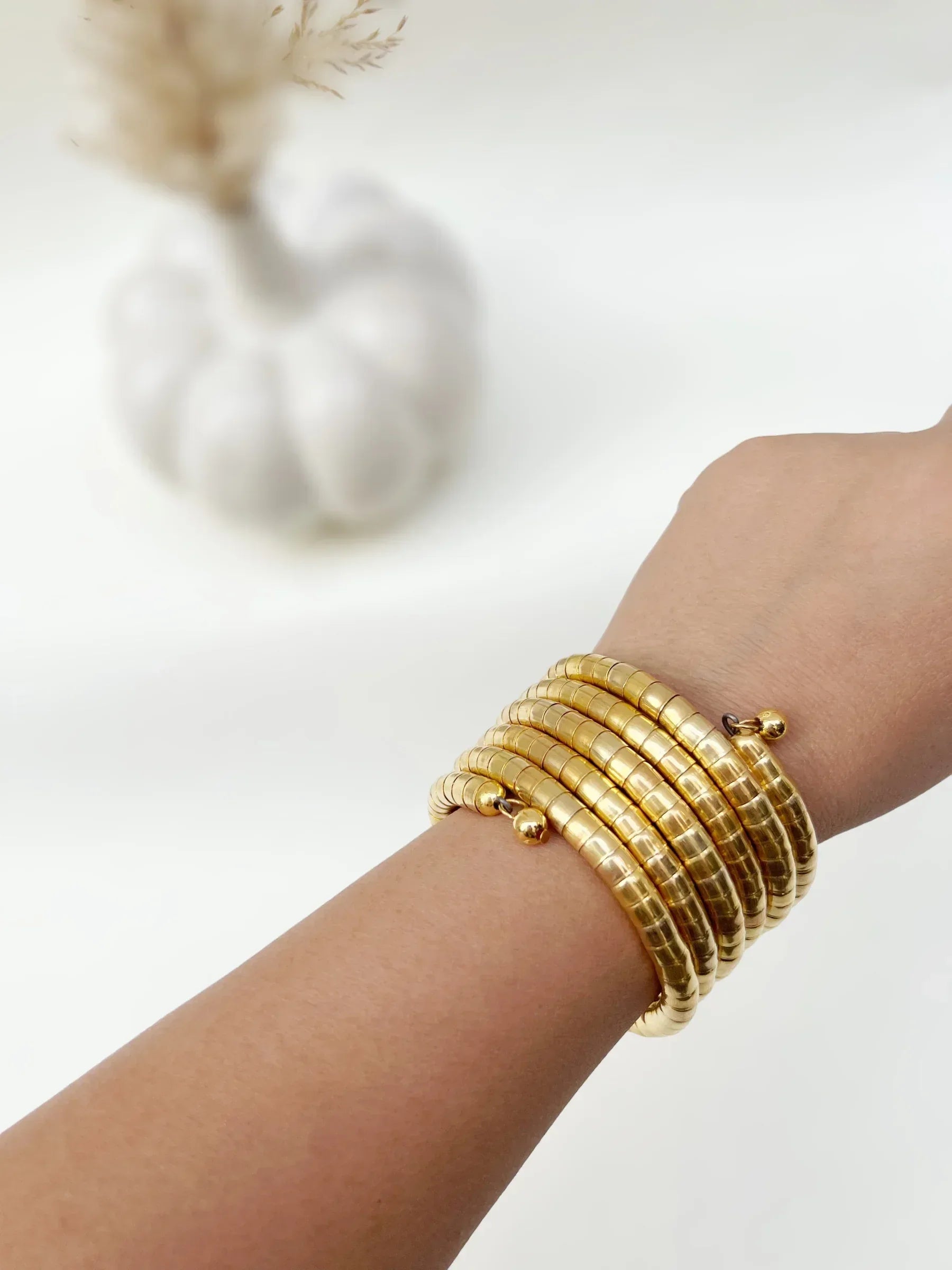 Ihita Coil Bracelet (Small) - Jhaanjhariya