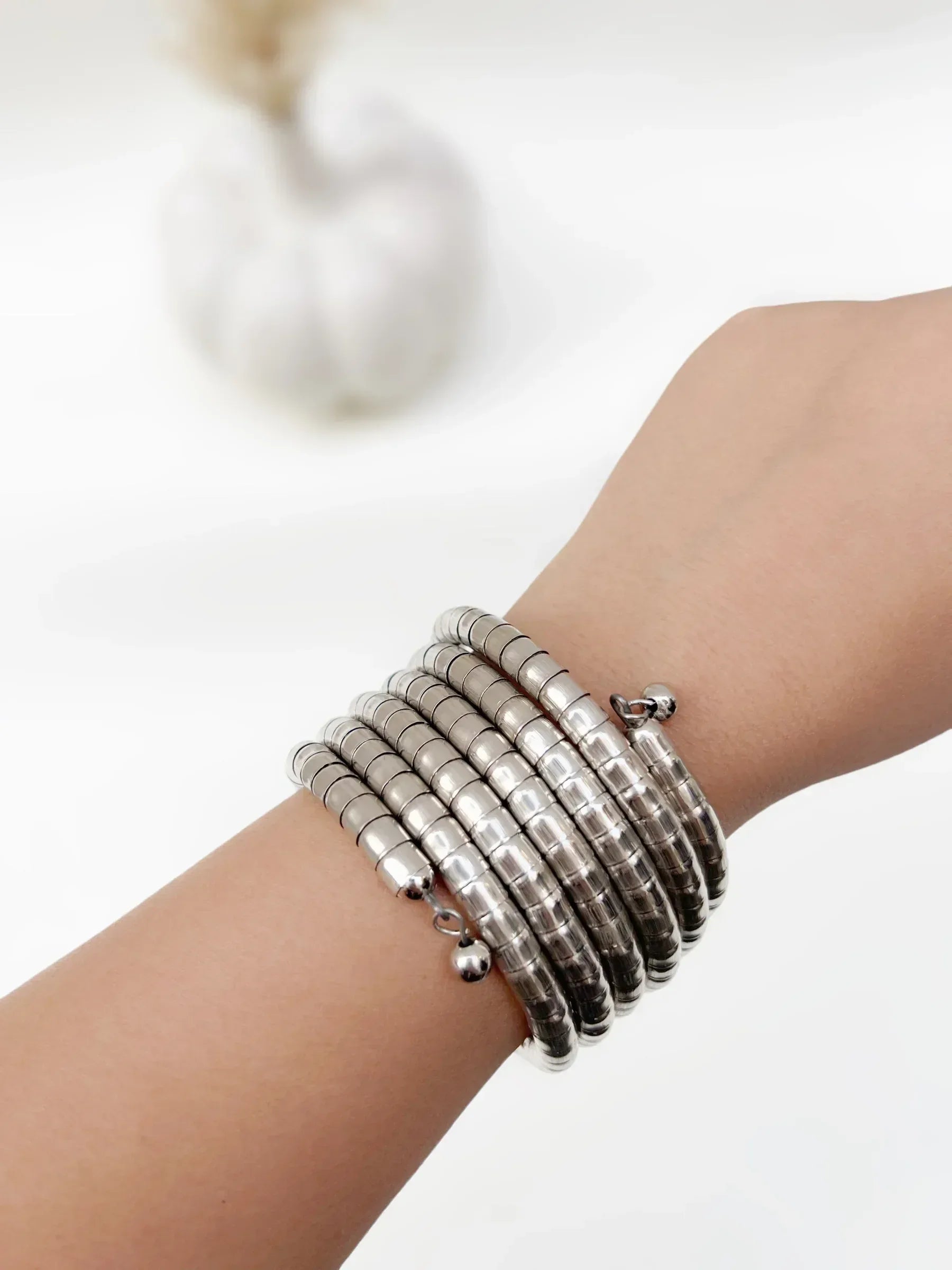 Ihita Coil Bracelet (Small) - Jhaanjhariya