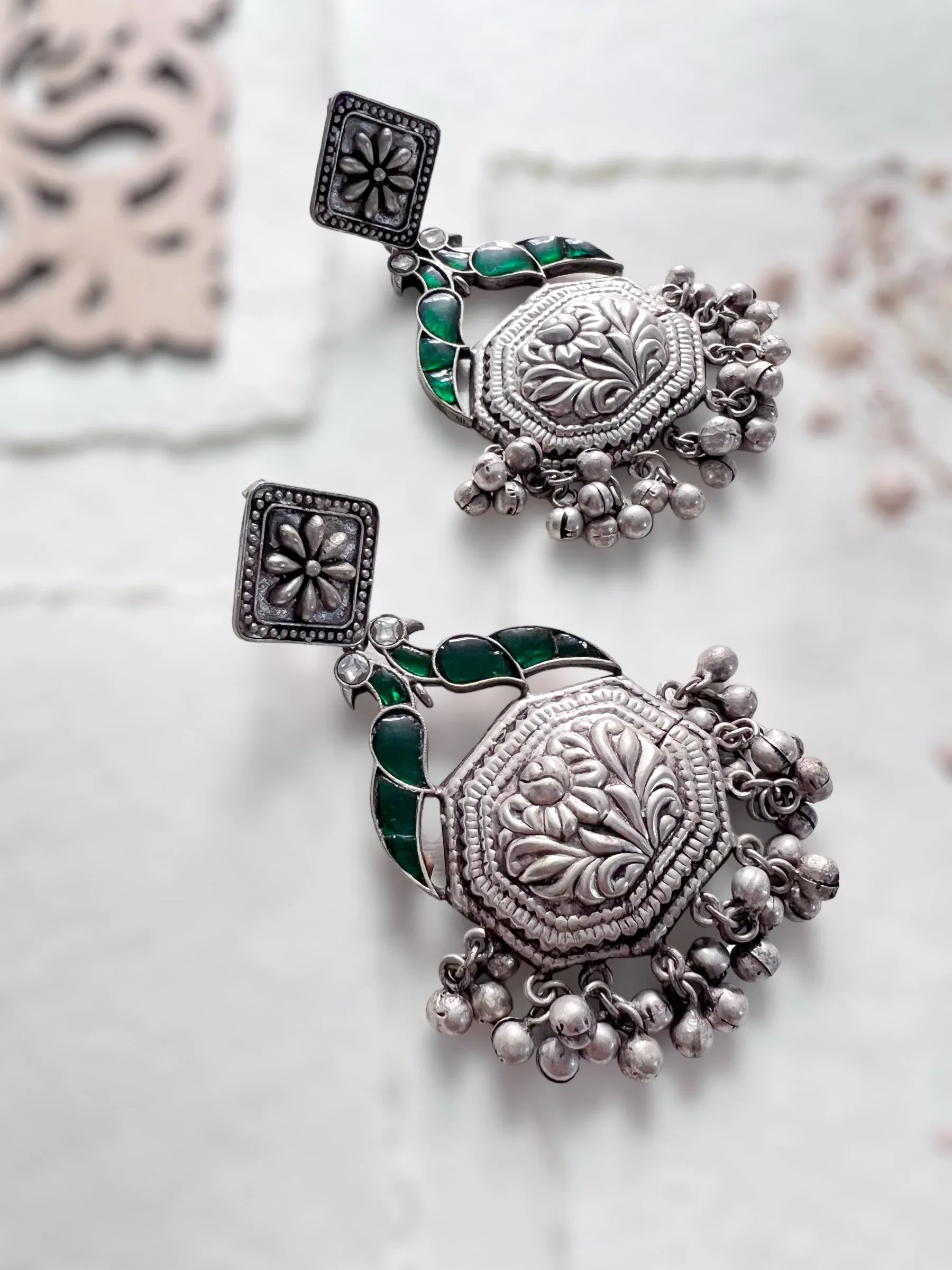 Srinika - Jhaanjhariya