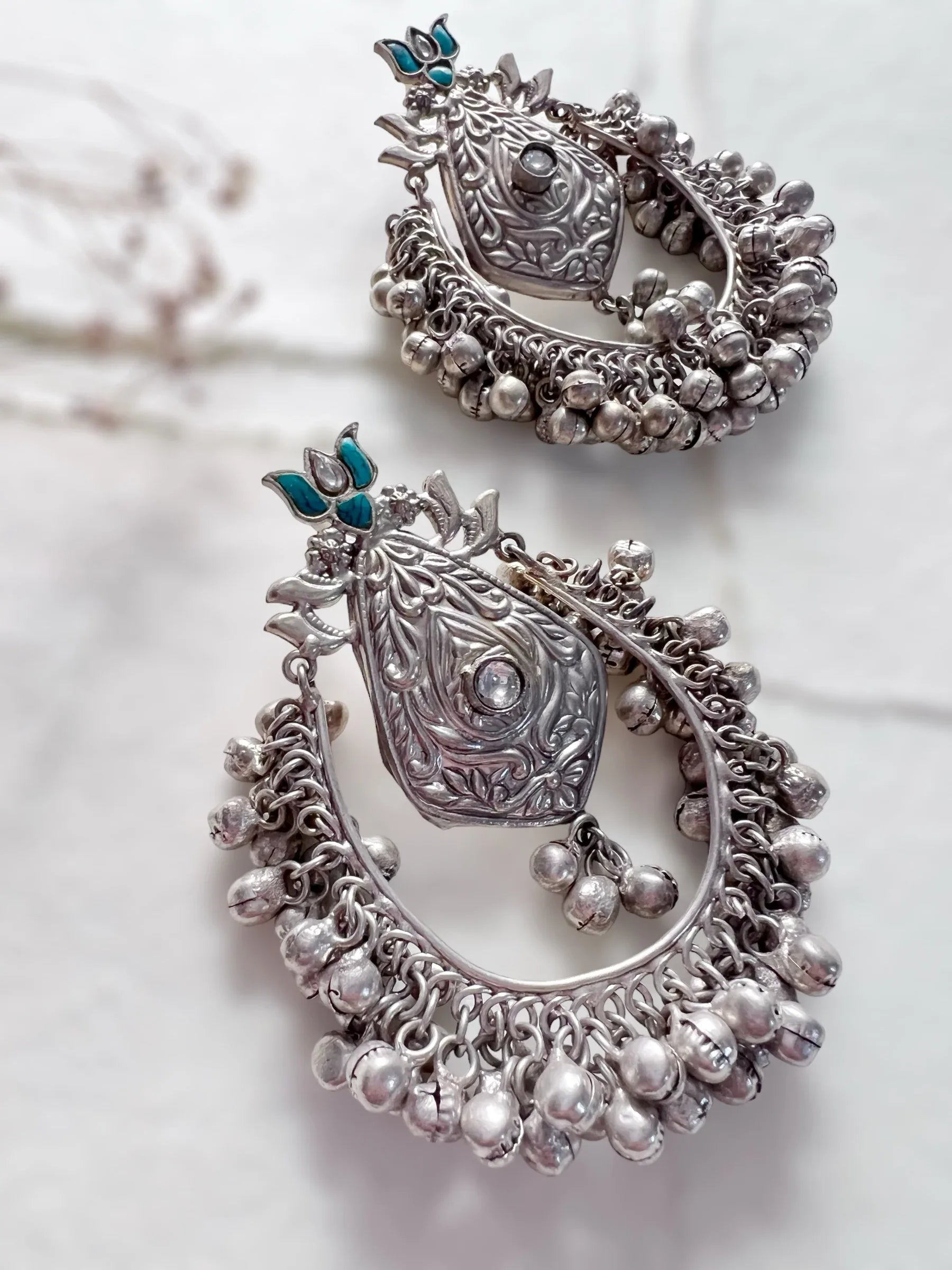 Divija - Jhaanjhariya