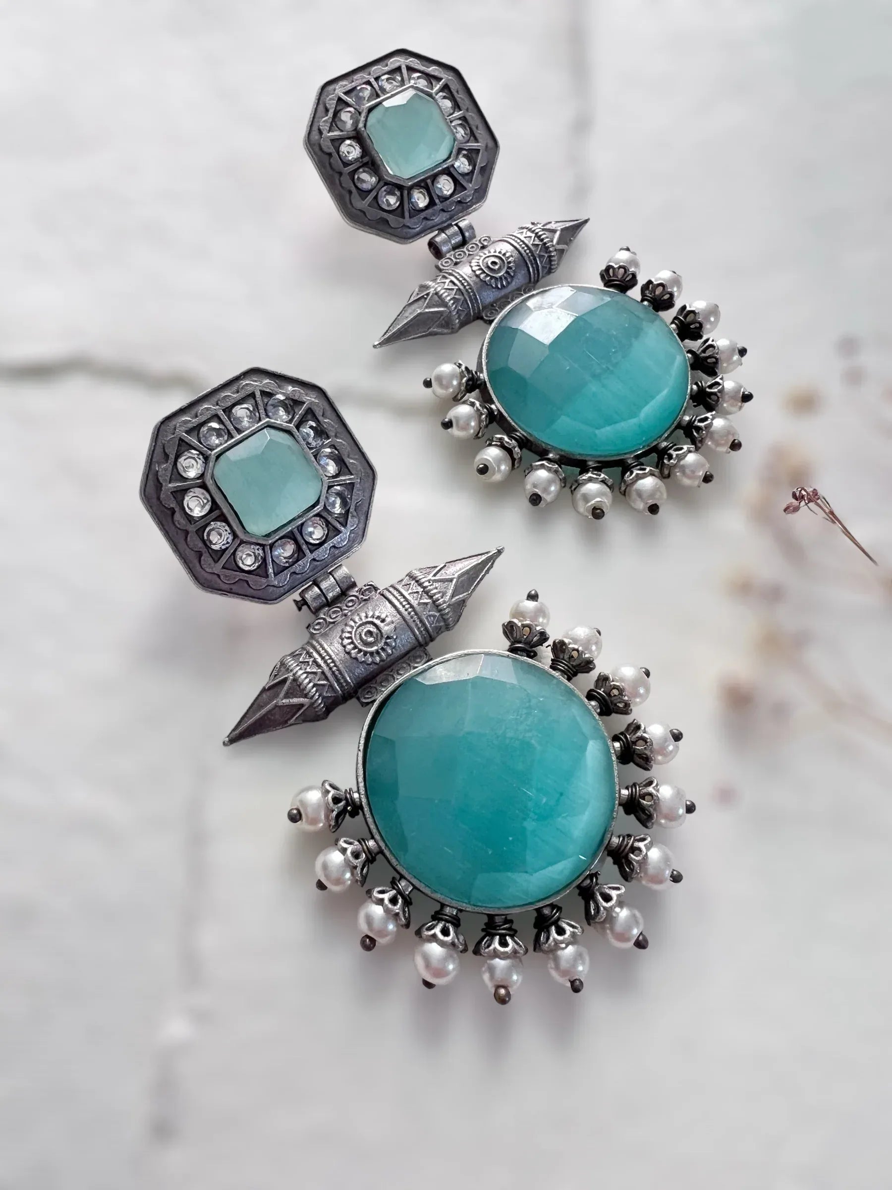 Mirza Earrings - Jhaanjhariya
