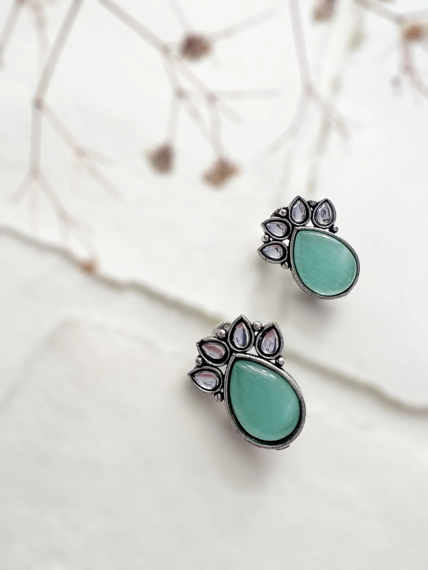 Drop studs - Jhaanjhariya