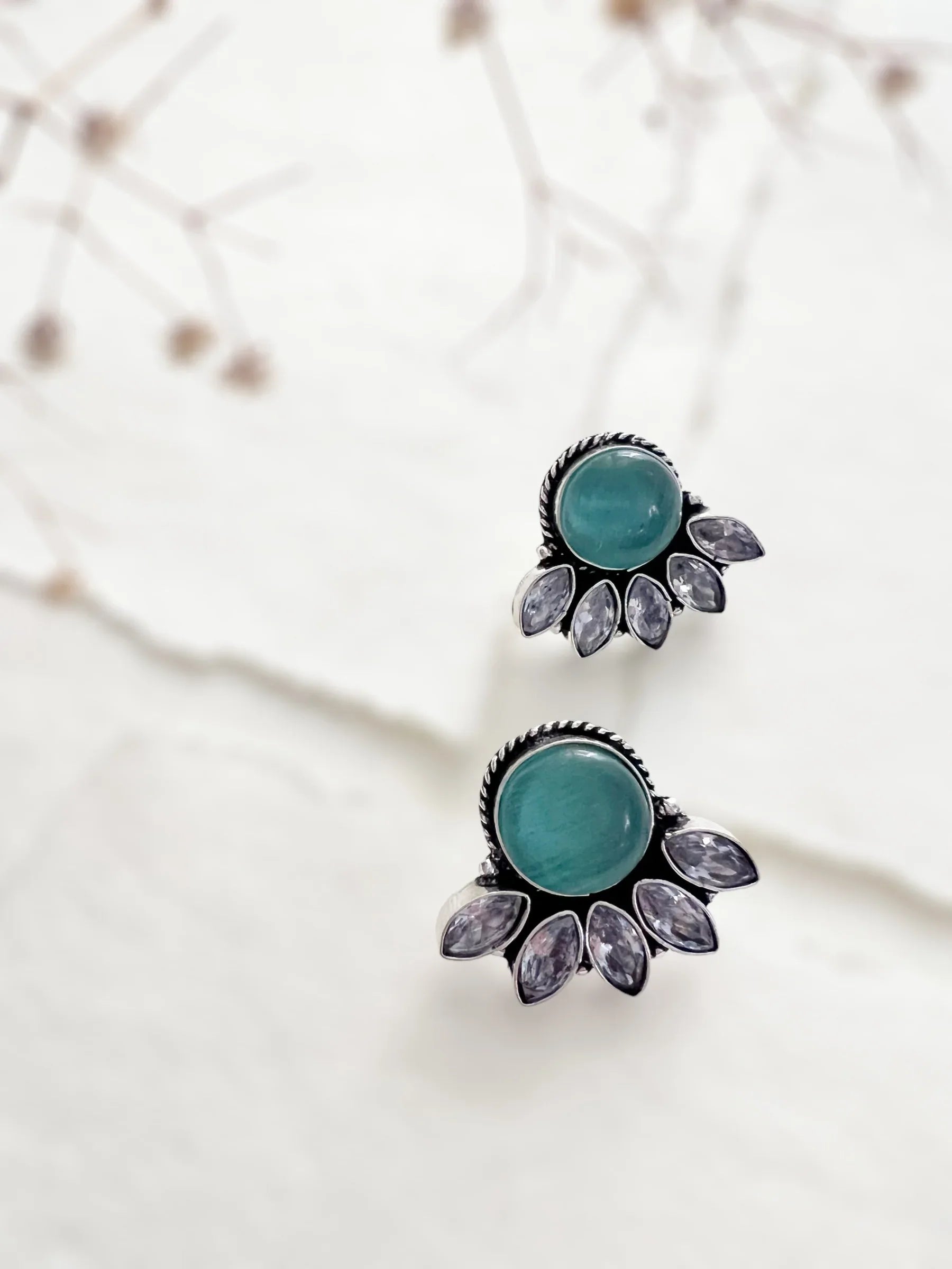 Teejh Studs - Jhaanjhariya