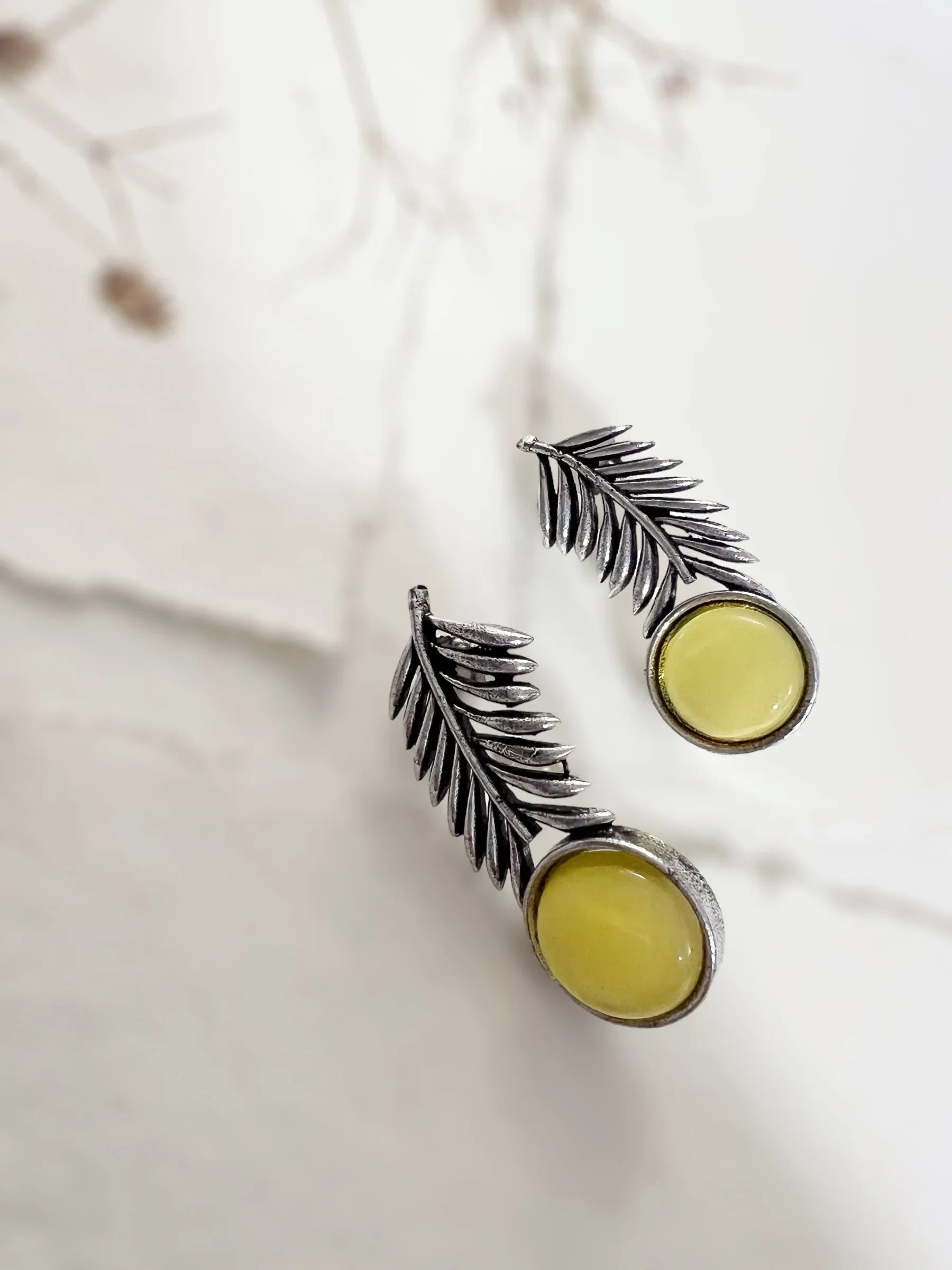 Plam Leaf Studs - Jhaanjhariya