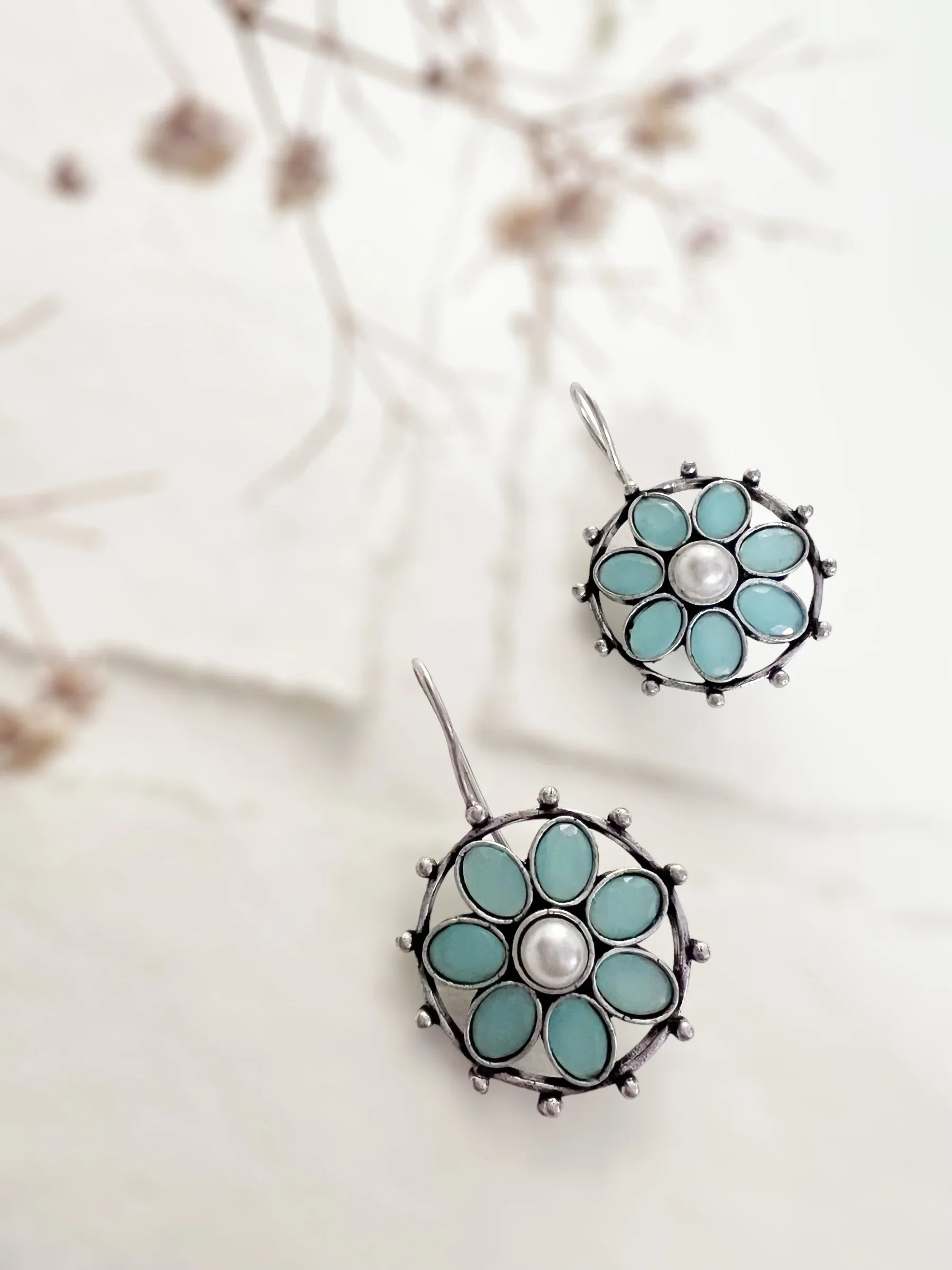 Akurti Pearl Hook Earrings - Jhaanjhariya