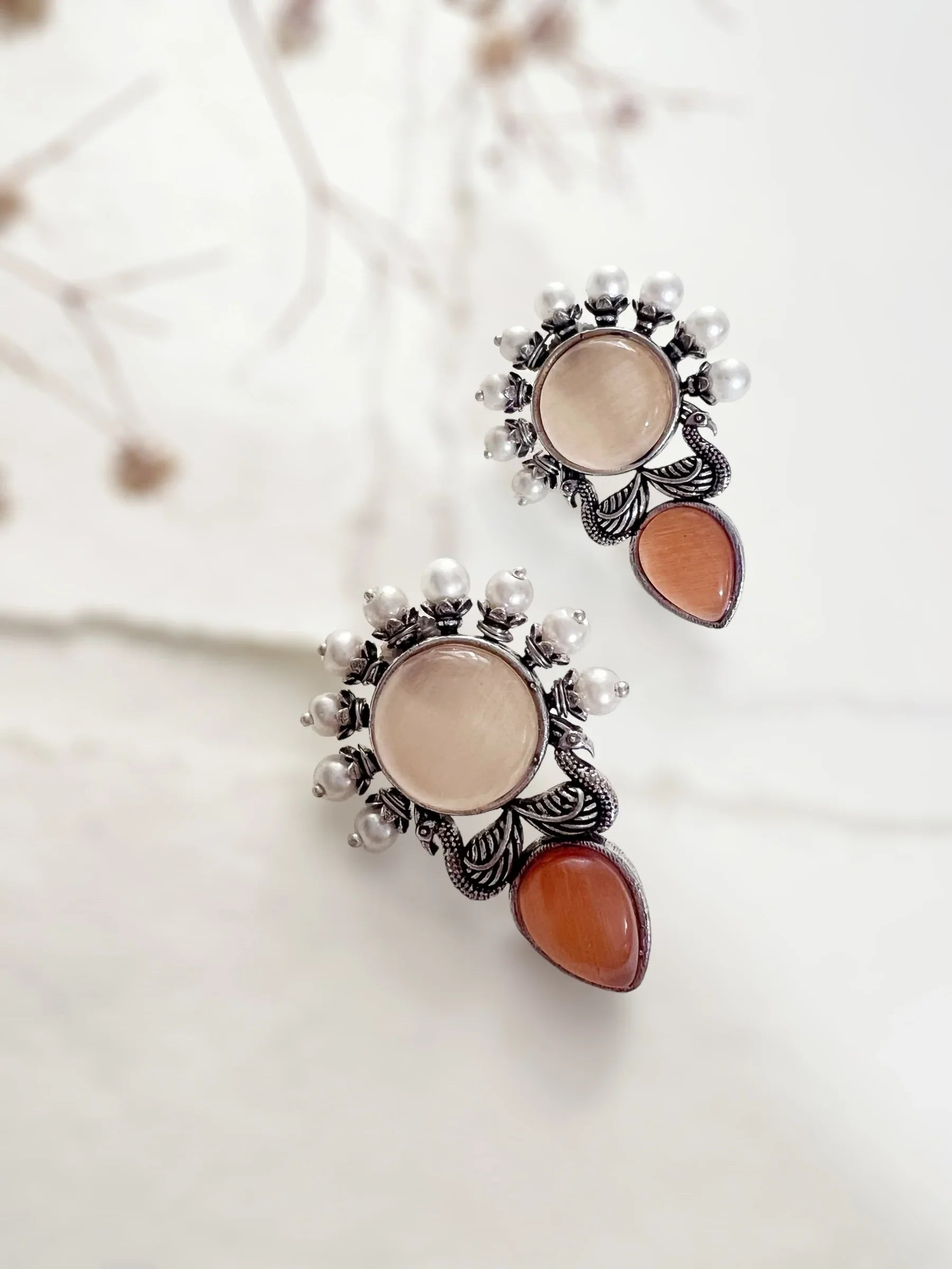 Piper Pearl Studs - Jhaanjhariya