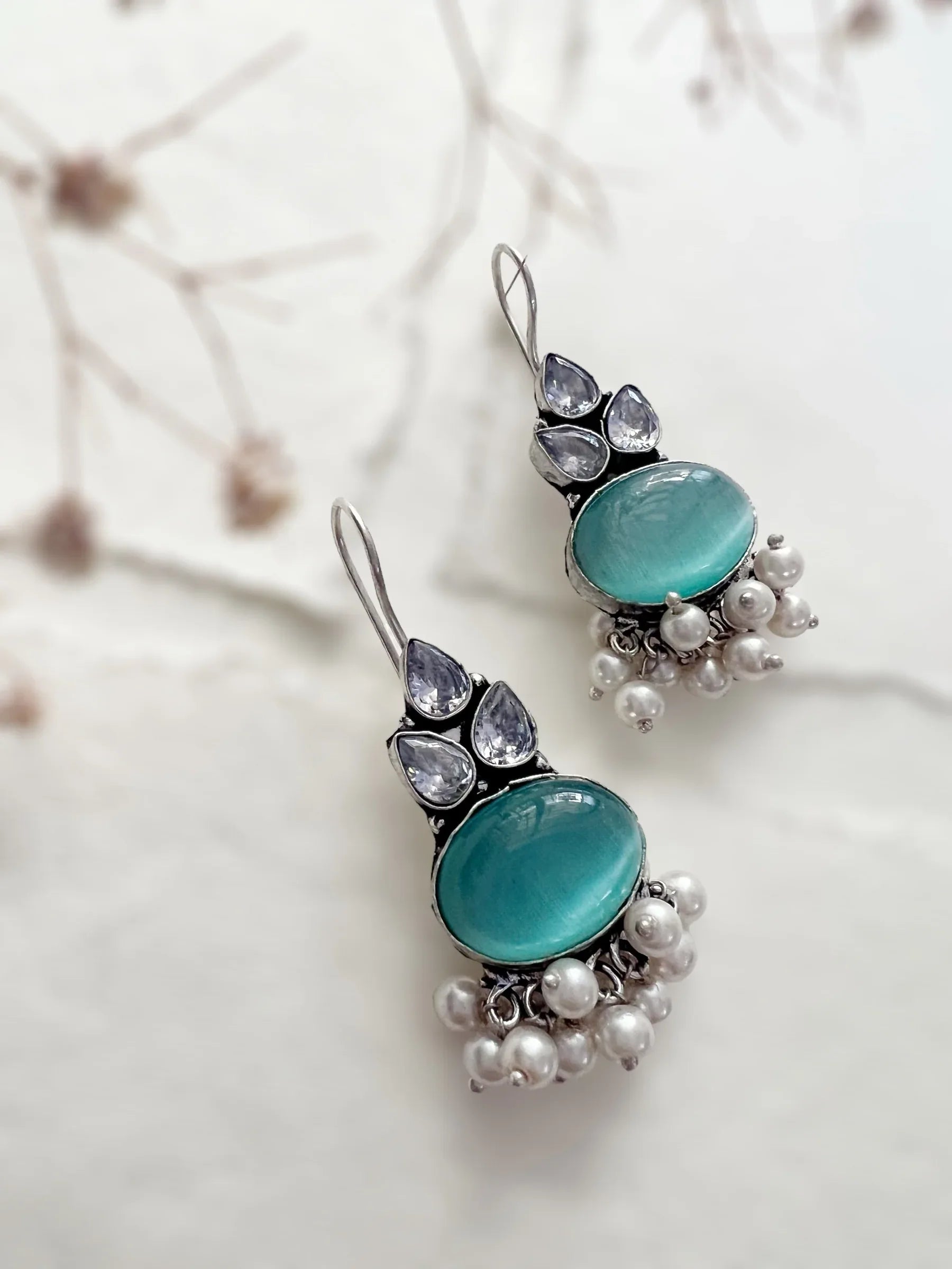 Noa Pearl Hook Earrings - Jhaanjhariya