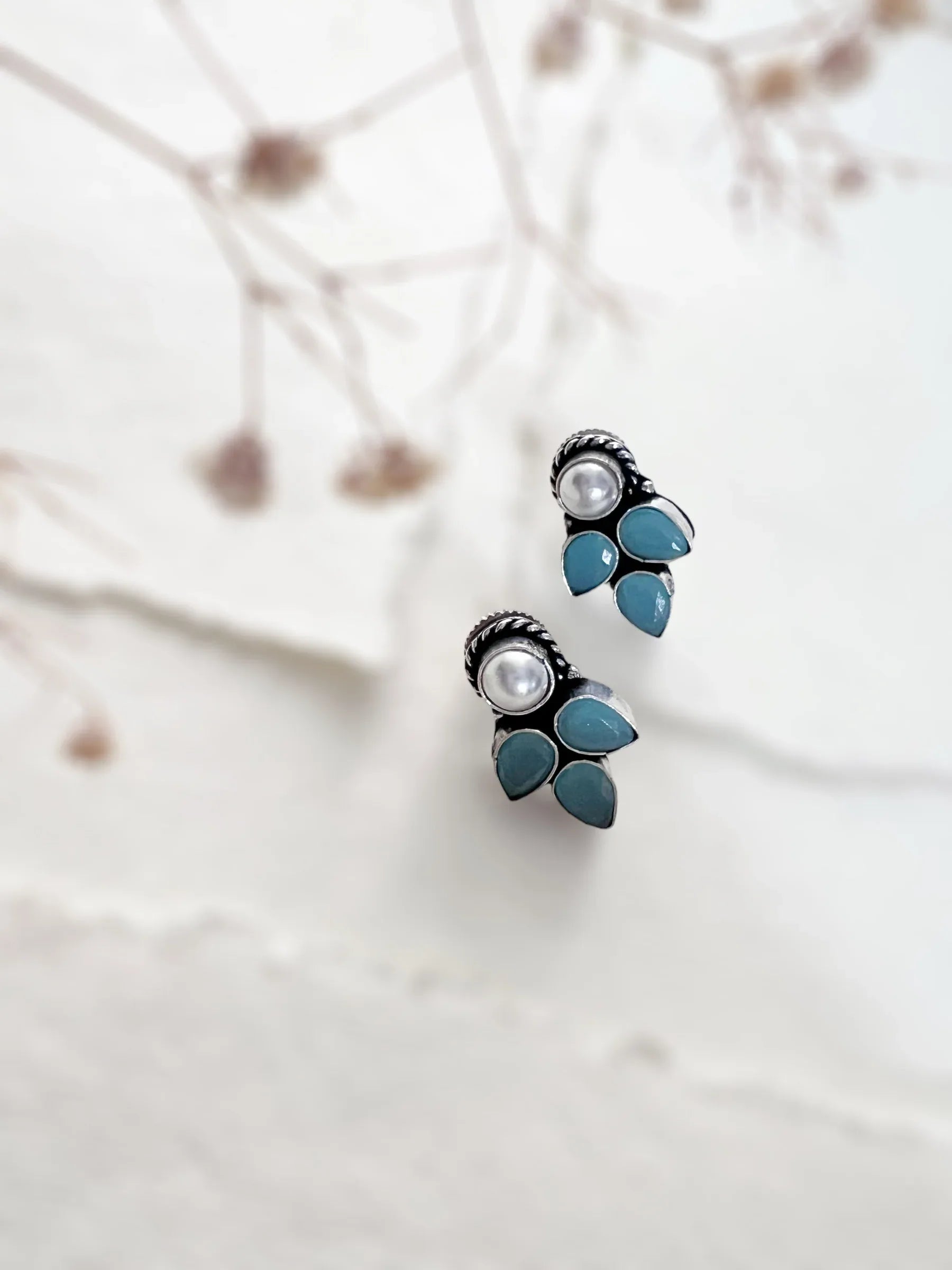 Moti Drop Studs - Jhaanjhariya