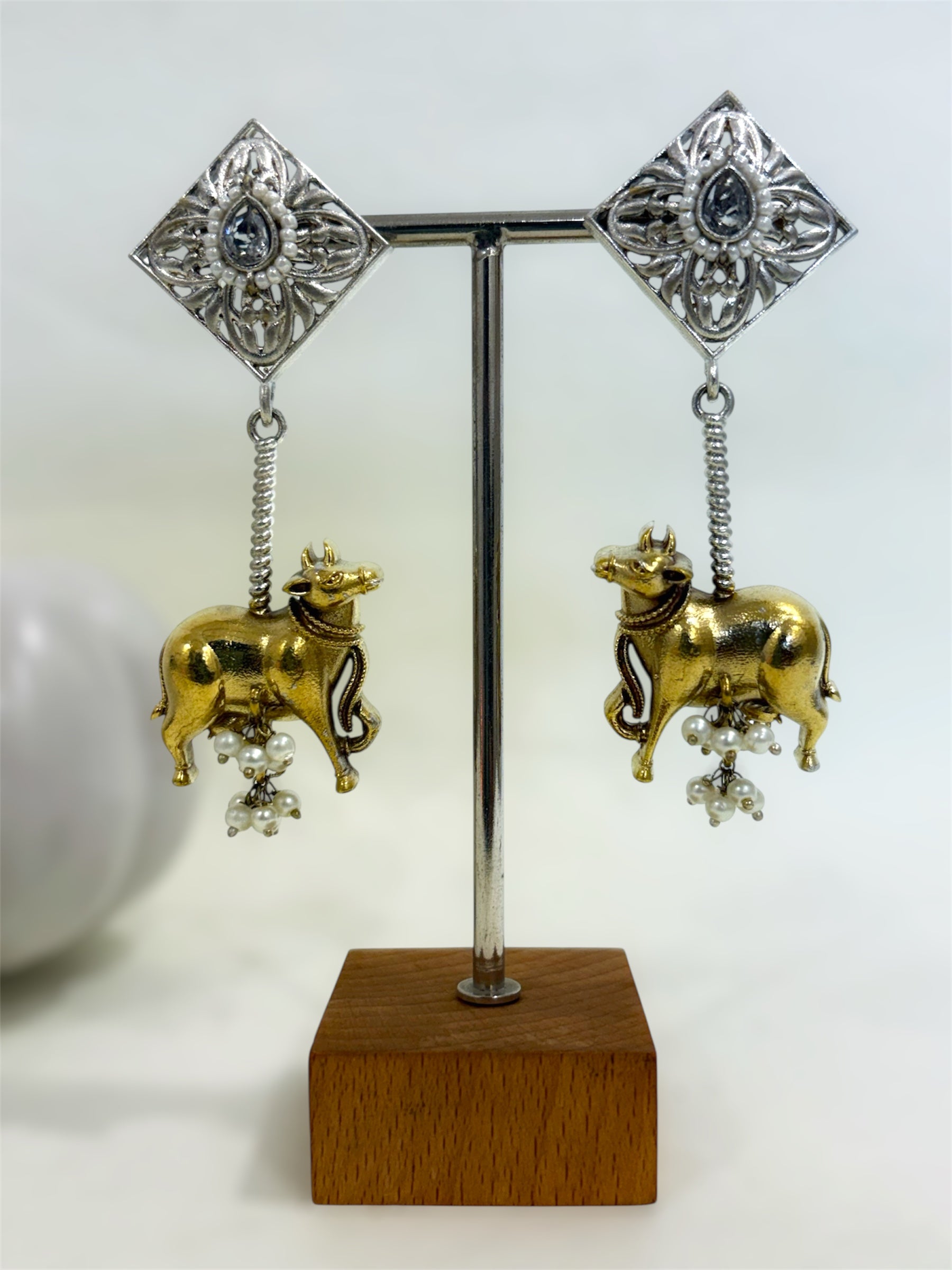 Square Pearl Cow Earrings
