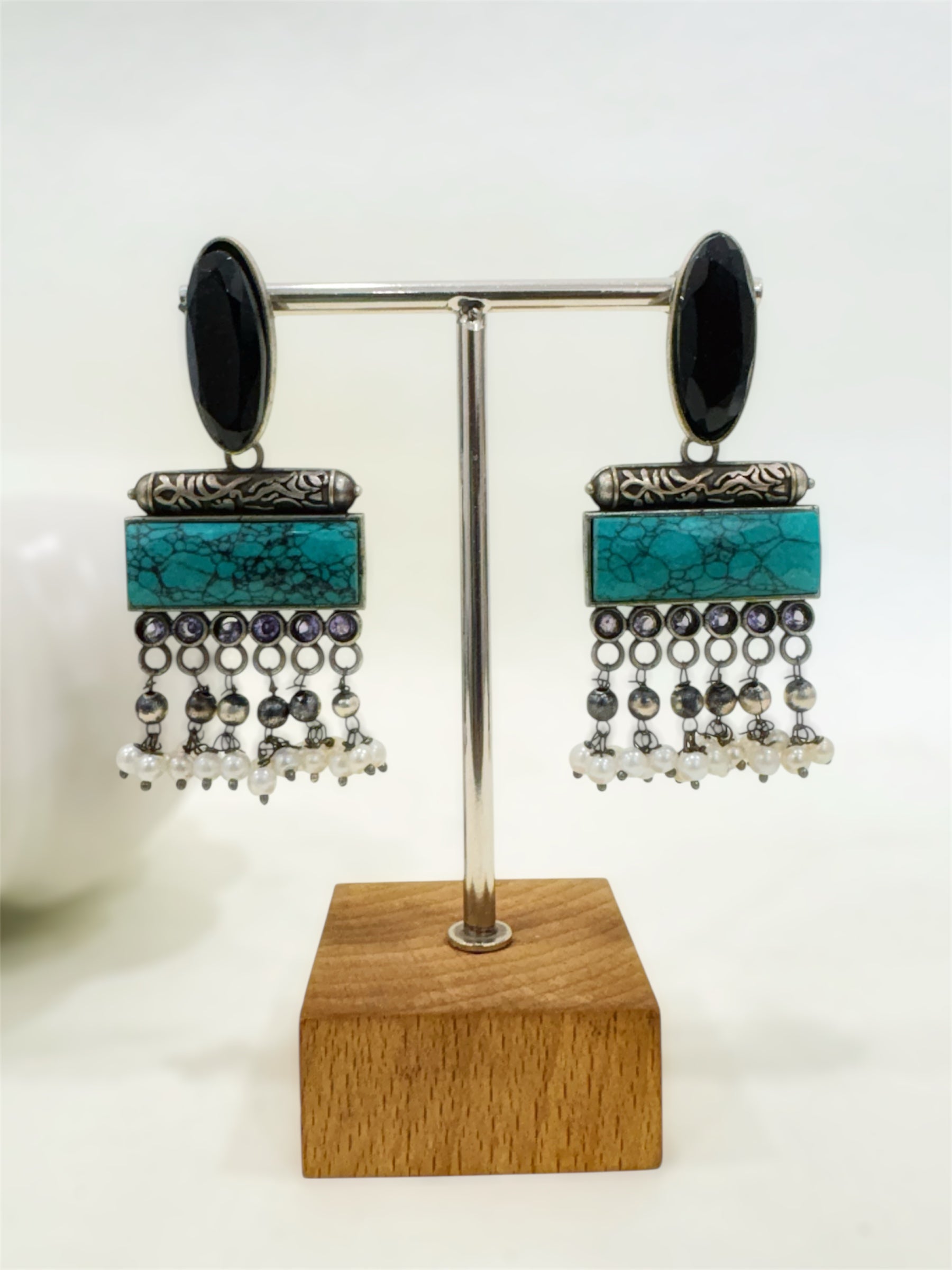 Rangrez Stone Earring