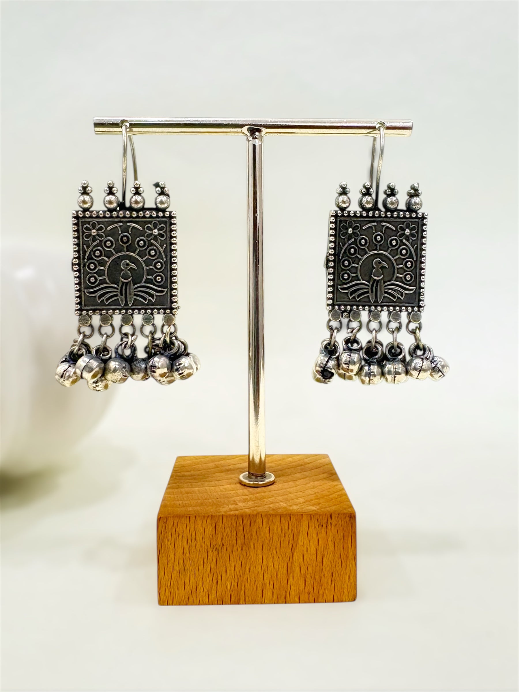 Chokor Chan Chan Earrings