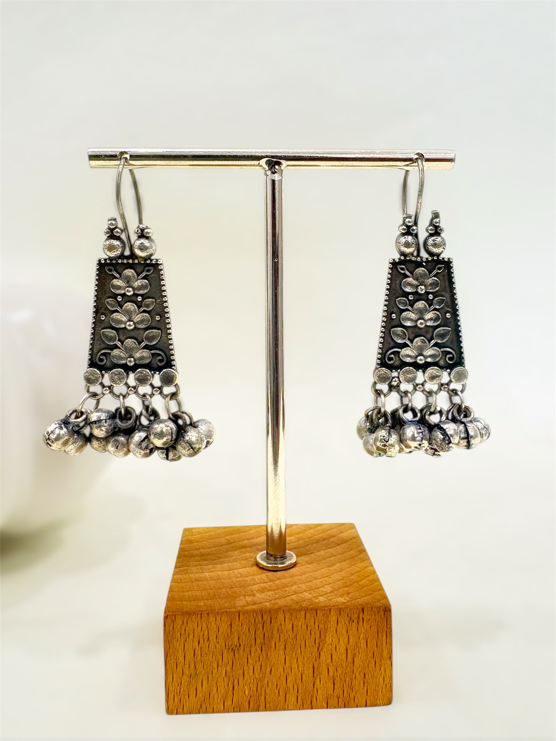 Fool Chan Chan Hook Earrings