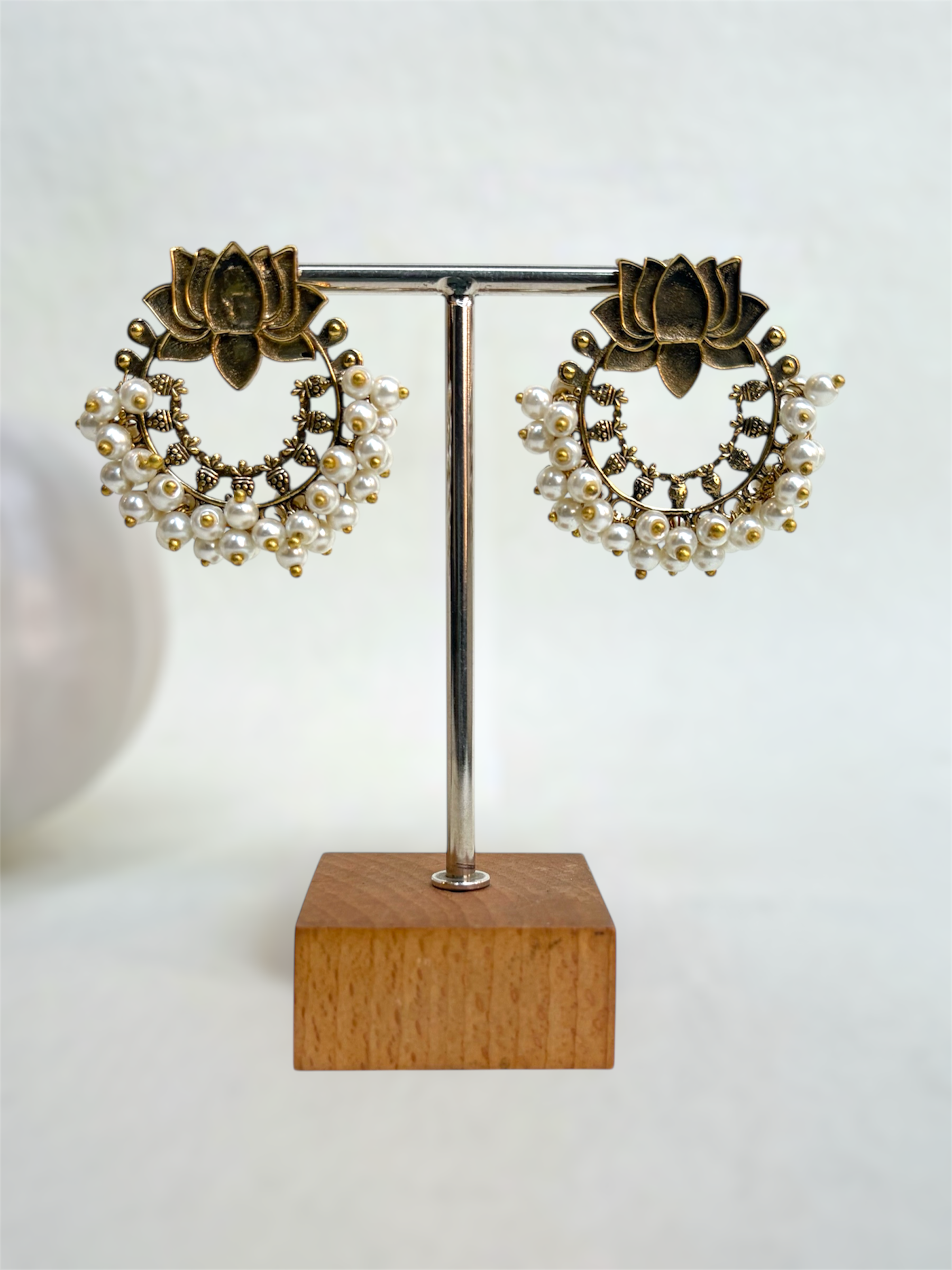 Kamal Sona Earrings